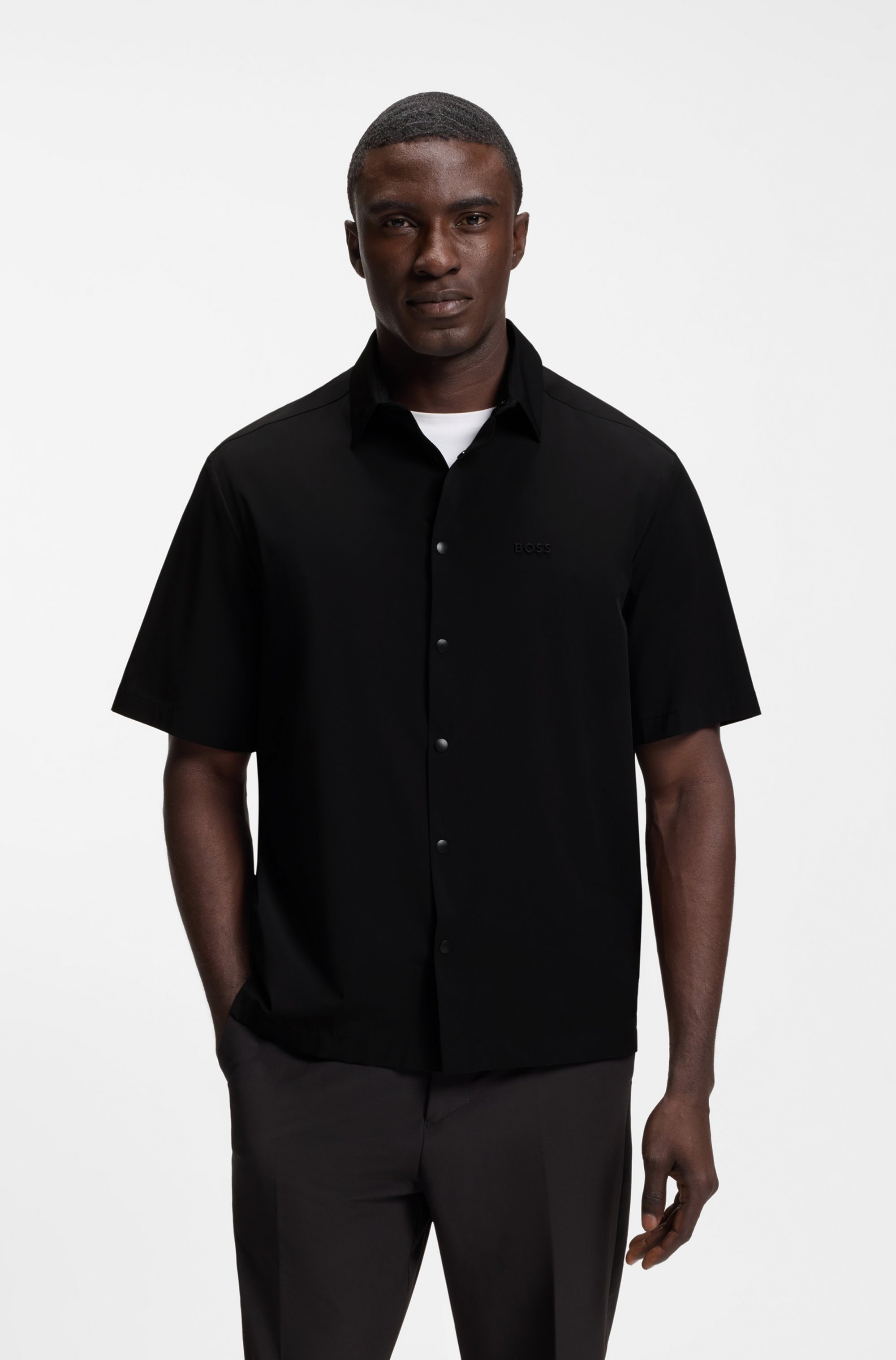 BOSS GREEN Kurzarmhemd Kentkragen, Druckknöpfe, Relaxed Fit