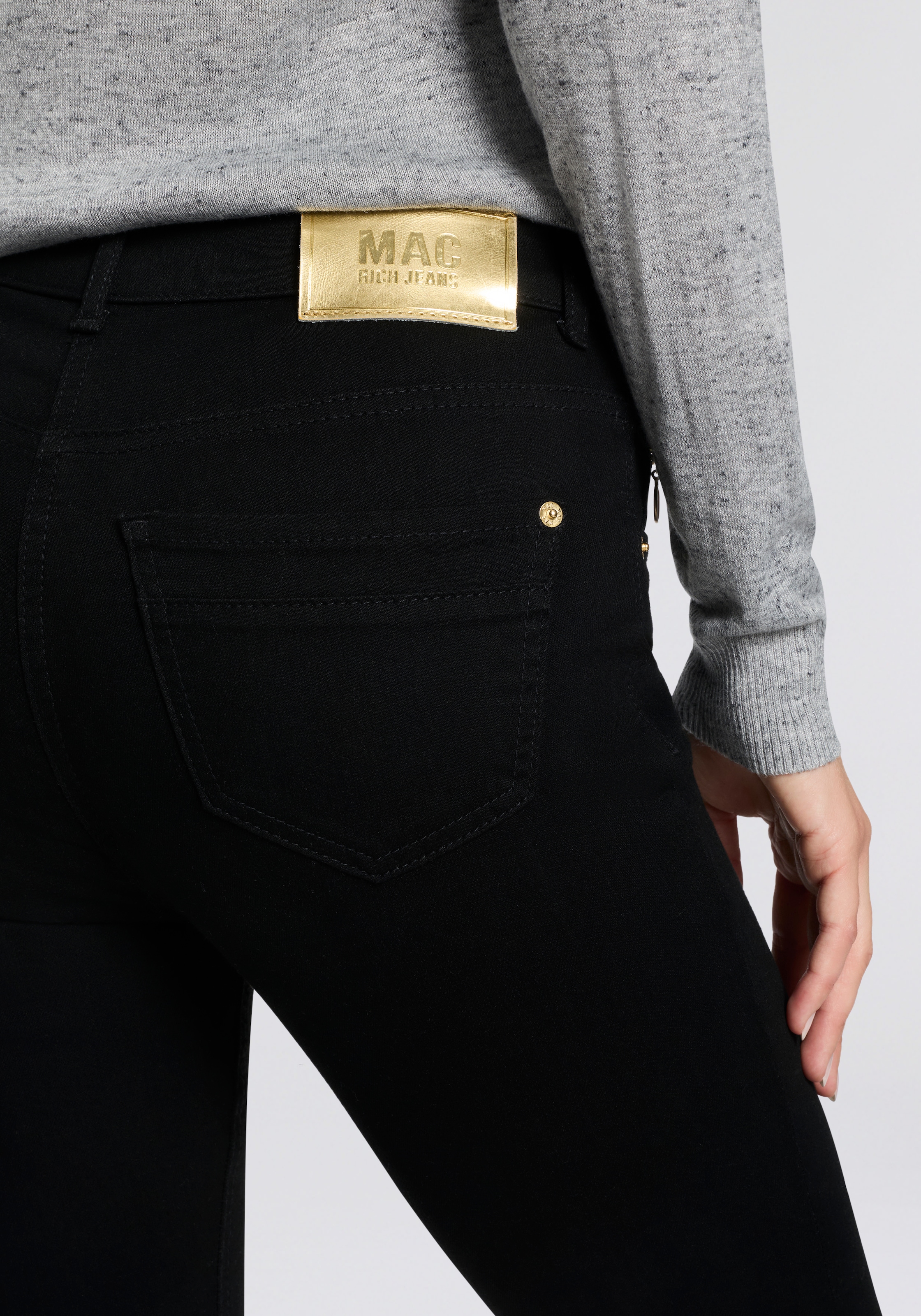 MAC Straight-Jeans »MACMELANIE«, Sportives Naht-Detail am Tascheneingriff
