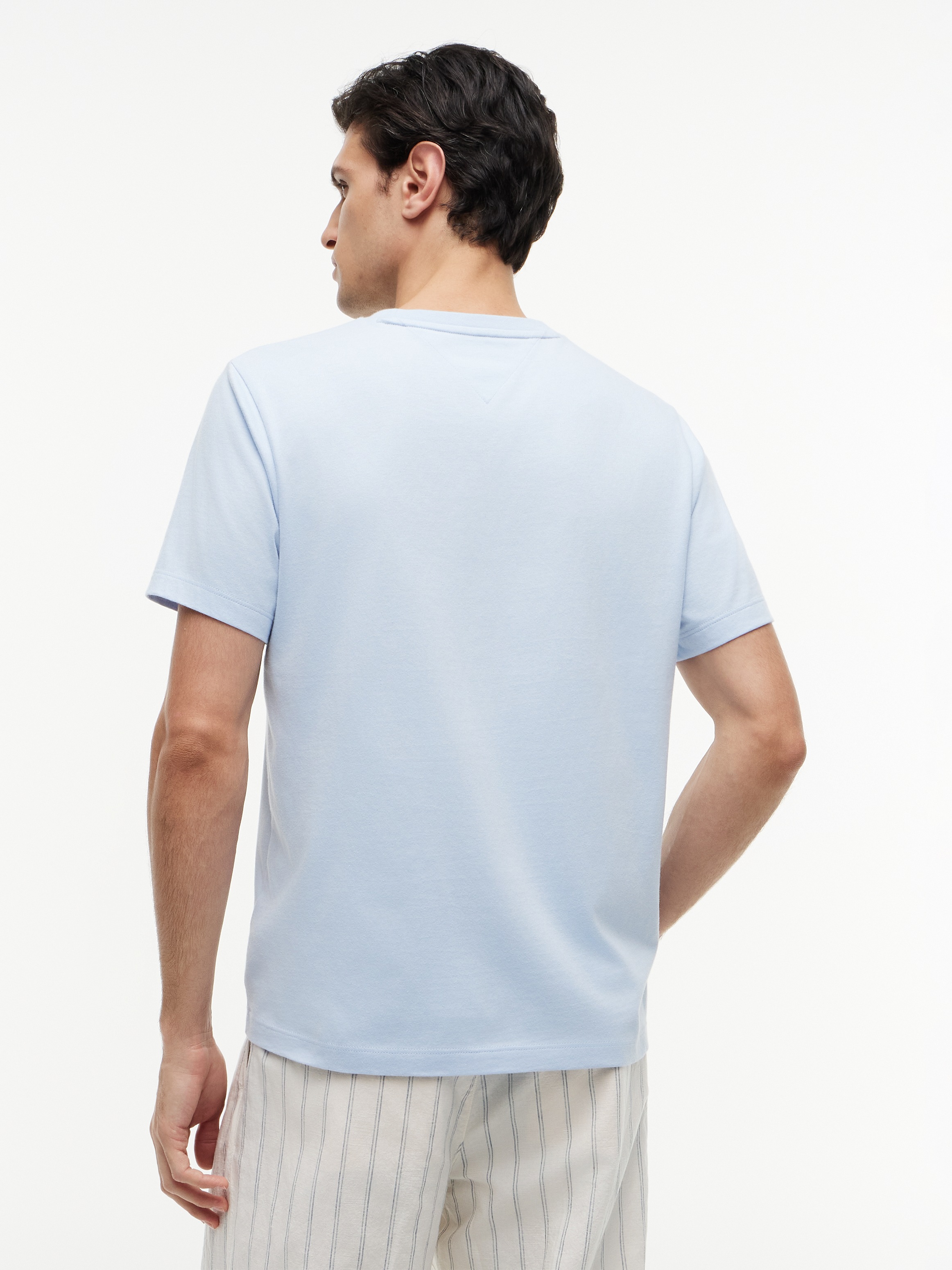 Tommy Hilfiger T-Shirt »ESSENTIAL REGULAR FIT SOLID  mit Stickerei« unifarben, casual, Baumwolle, Rundhals