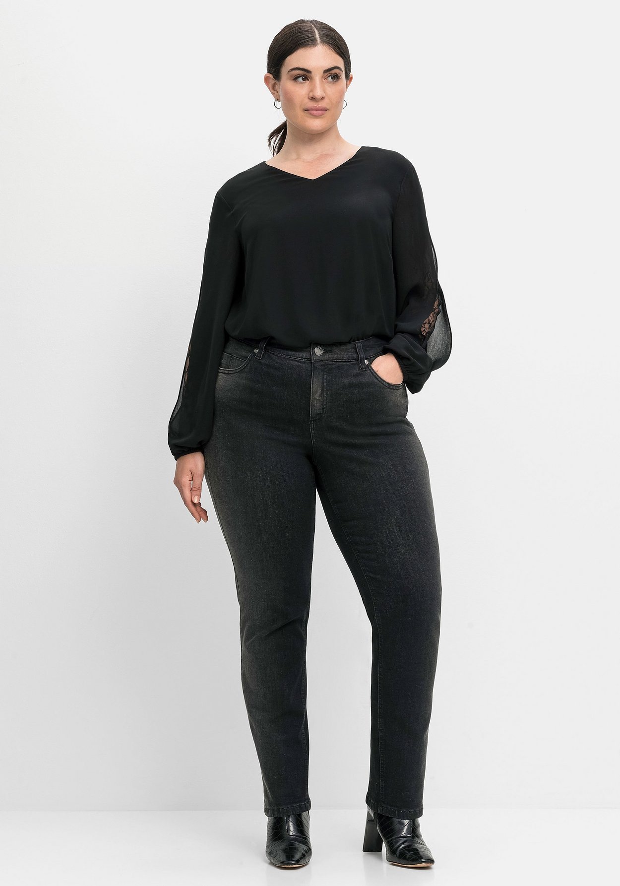Sheego Gerade Jeans »Jeans mit individueller Waschung, extralang«