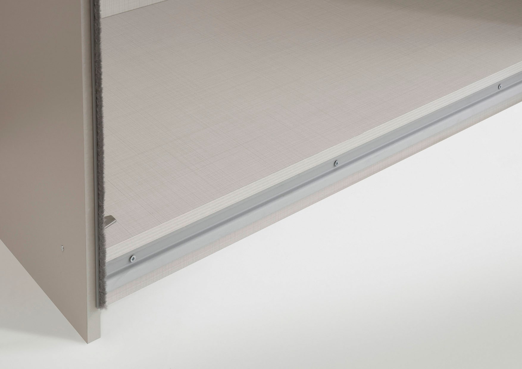 STAUD Schwebetürenschrank »Sinfonie Plus, edles Design in hochwertiger Qualität, Made in Germany« Mittelband in Mattglas und vier verschiedenen Ausstattungsvarianten