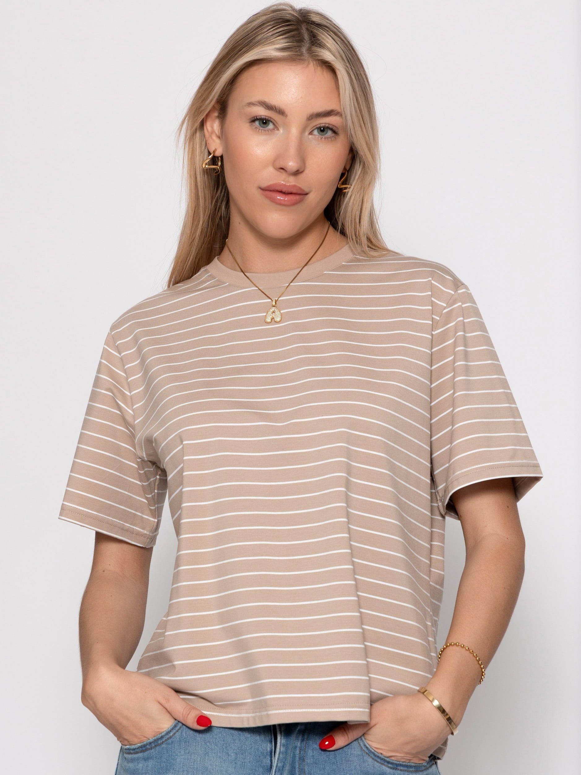 SASSYCLASSY T-Shirt »Gestreiftes T-Shirt« Legeres T-Shirt mit Rundhalsausschnitt und lockerer Passform