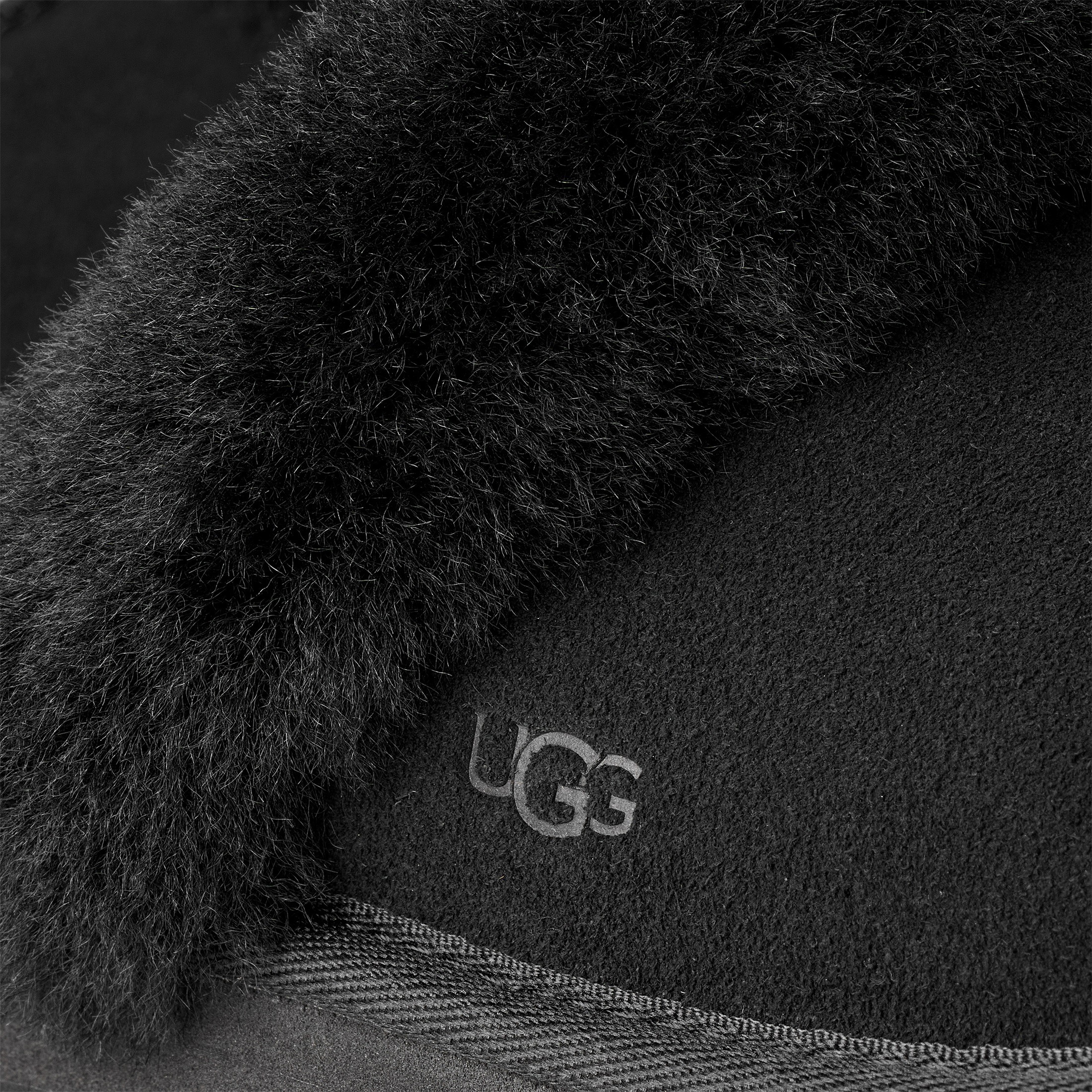 UGG Clog »DISQUETTE«  Pantoffel, Homeslipper mit weichem Fußbett