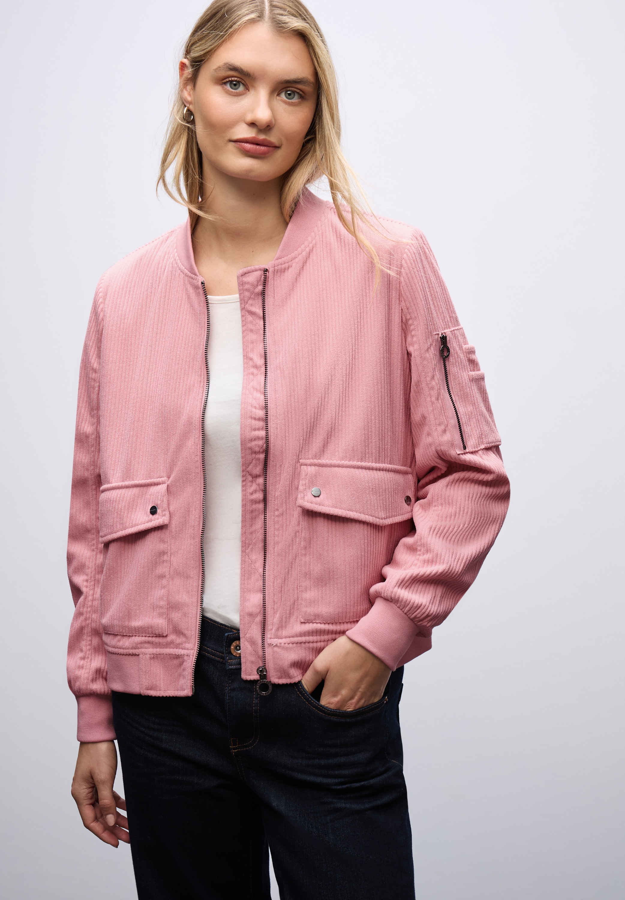 STREET ONE Blouson ohne Kapuze aus Cord und Langarm mit Bündchen und Zipperdetail