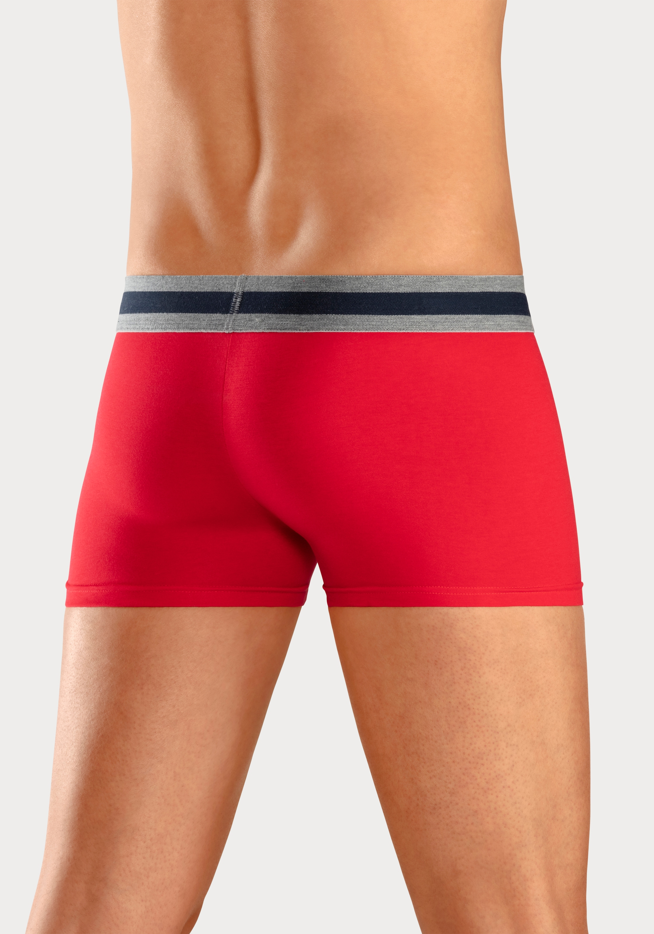 Bench. Boxer »Boxershorts für Herren« Packung, 4 Stk. tlg., Unterhosen mit Overlock-Nähten vorn