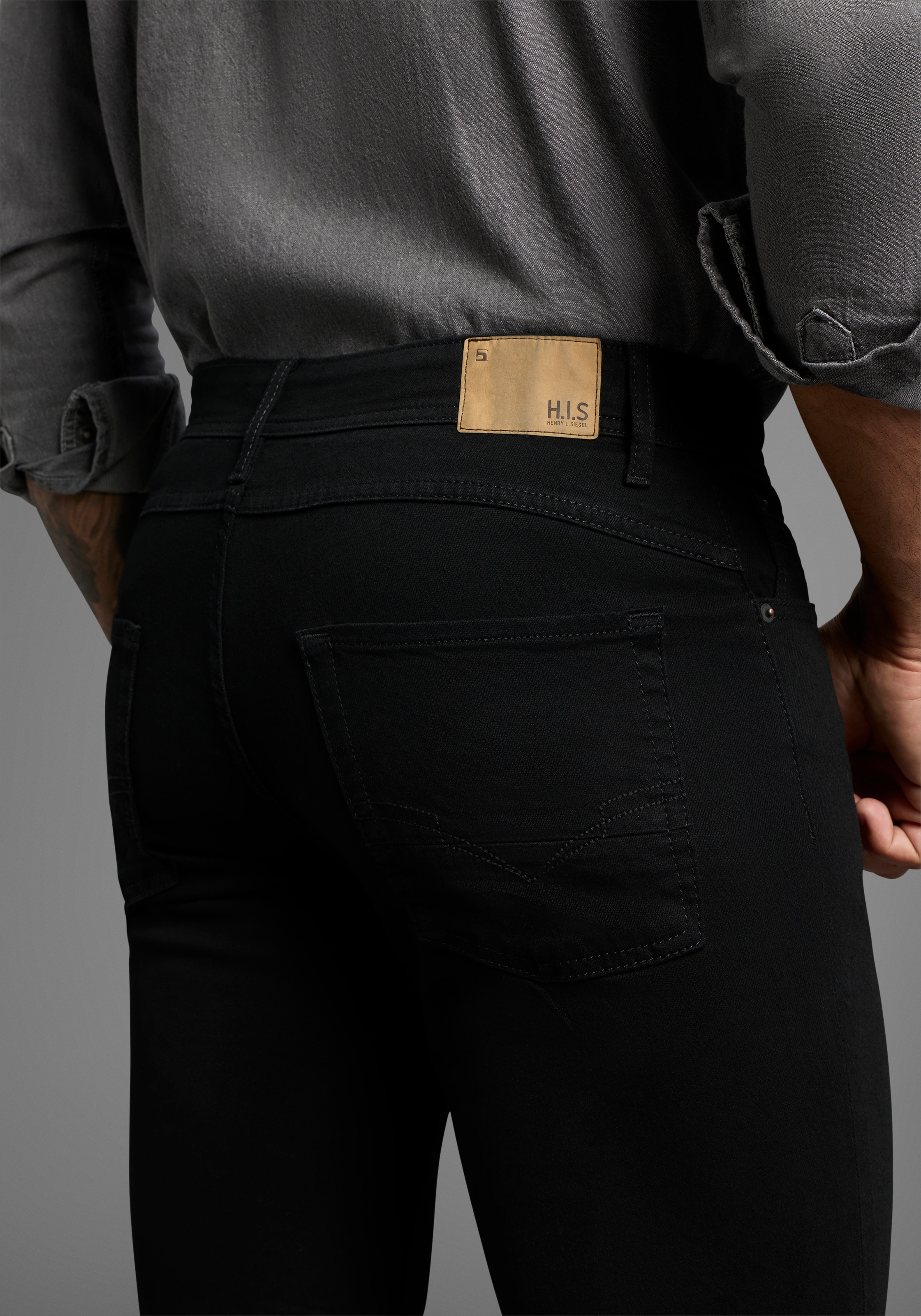 H.I.S Straight-Jeans »NEW DALE«, gerades Bein, mit Used-Effekten, niedrige Leibhöhe