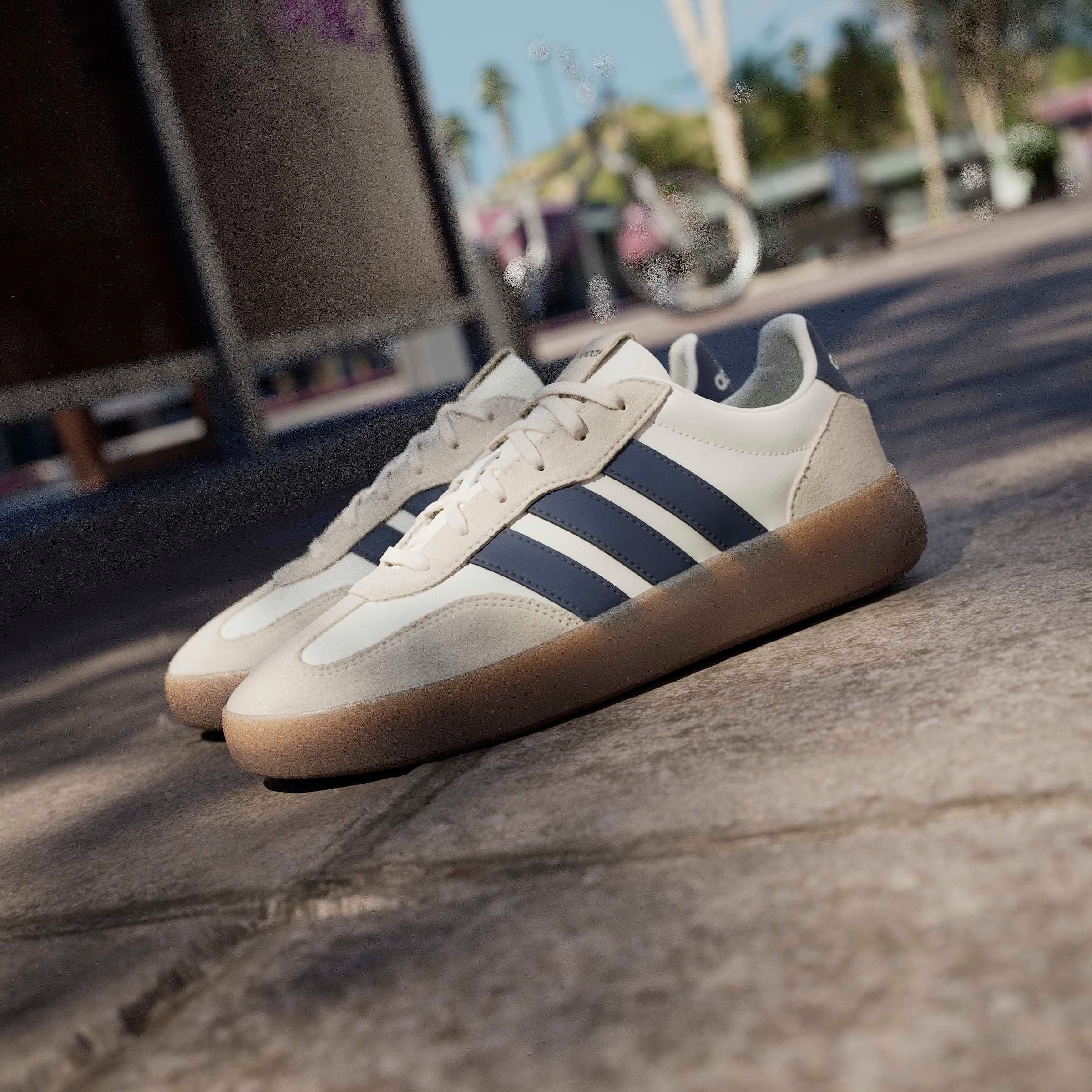 adidas Sportswear Sneaker »BARREDA DECODE«  inspiriert vom Design des adidas handball spezial