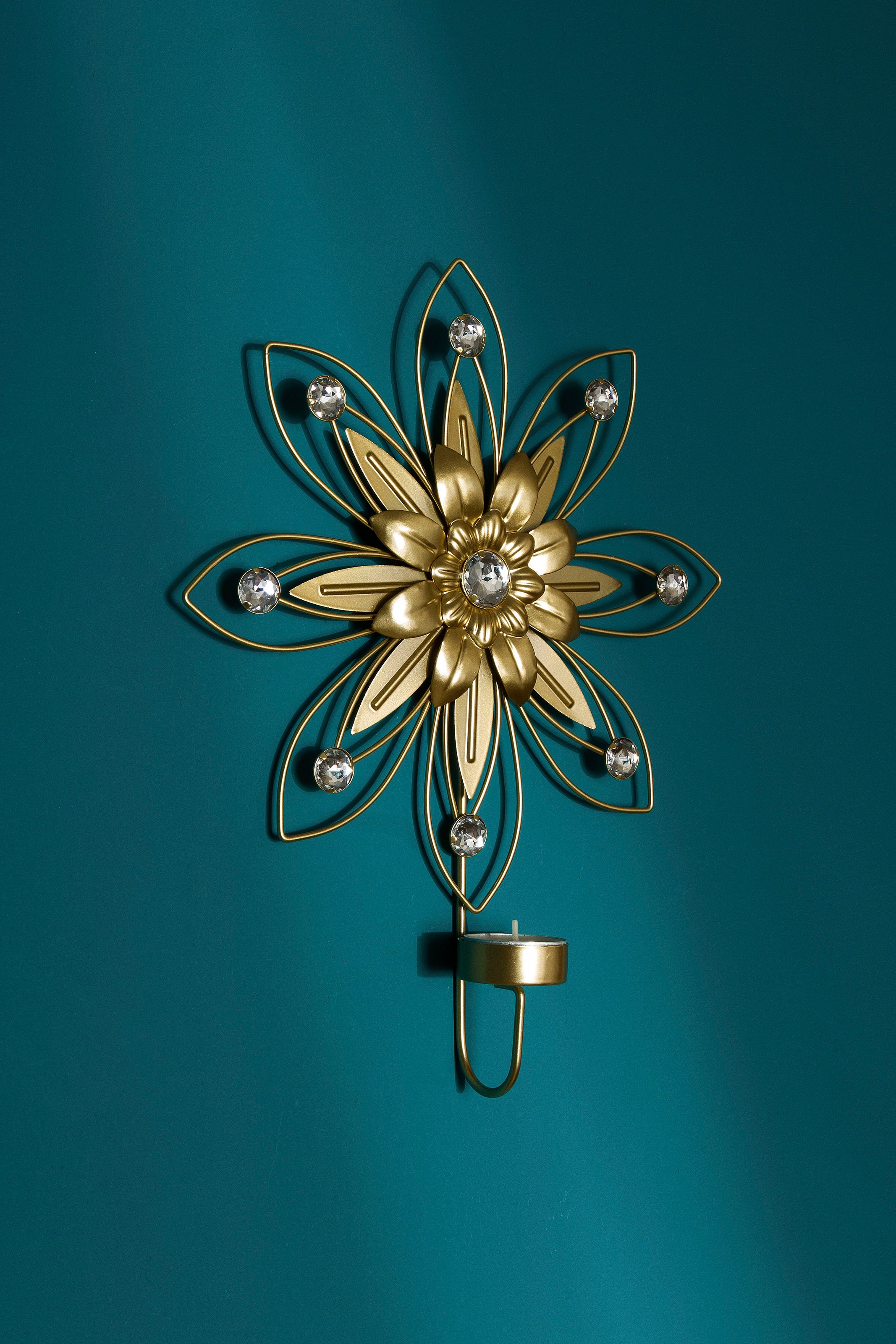 Myflair Möbel & Accessoires Wandblaker »Blüte«, Kerzen-Wandleuchter, Kerzenhalter, Kerzenleuchter hängend, Wanddeko, aus Metall, mit Teelichthalter