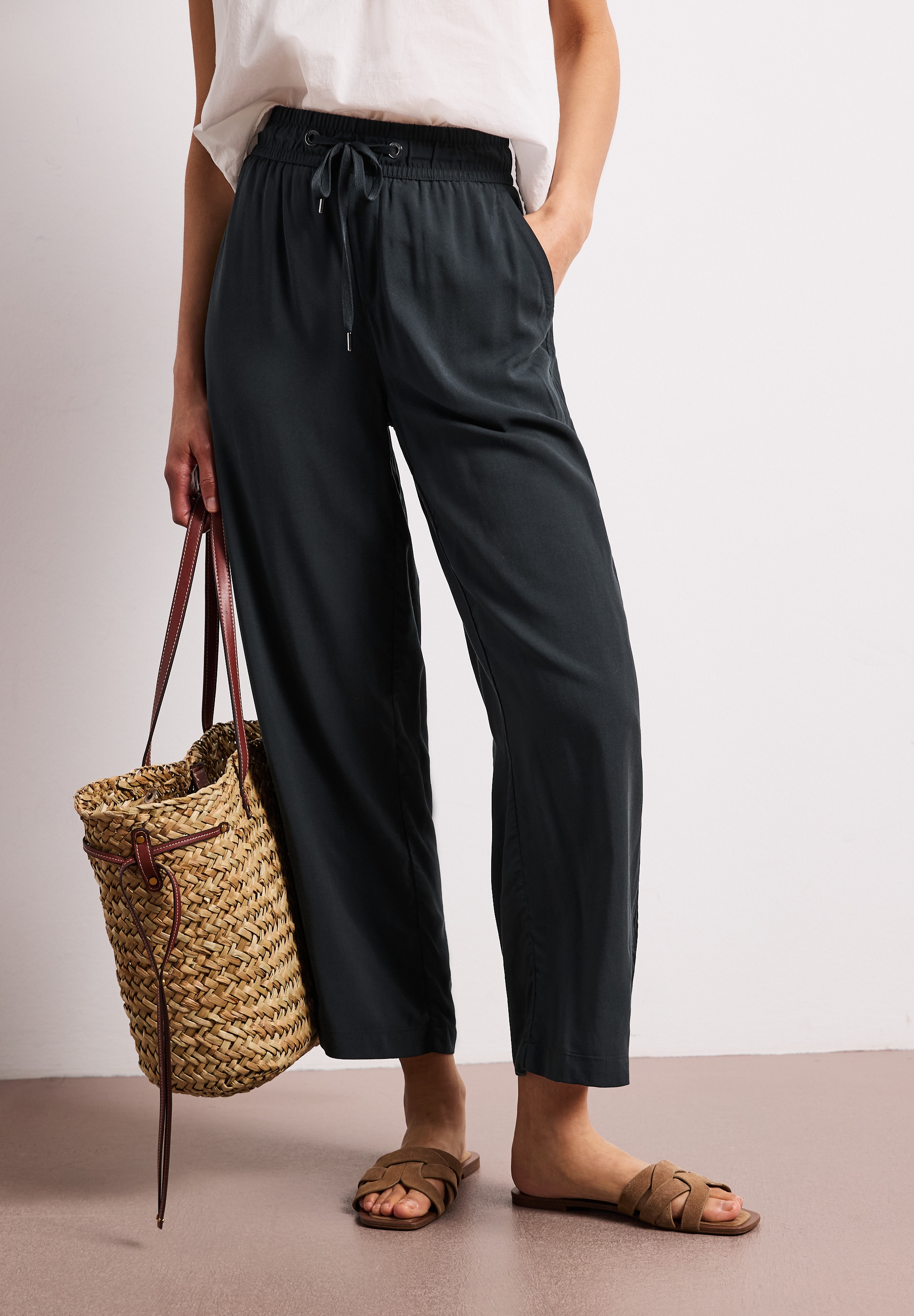 STREET ONE Stoffhose »Style Emee«  3/4-Sommerhose mit elastischem Bund und Tunnelzug