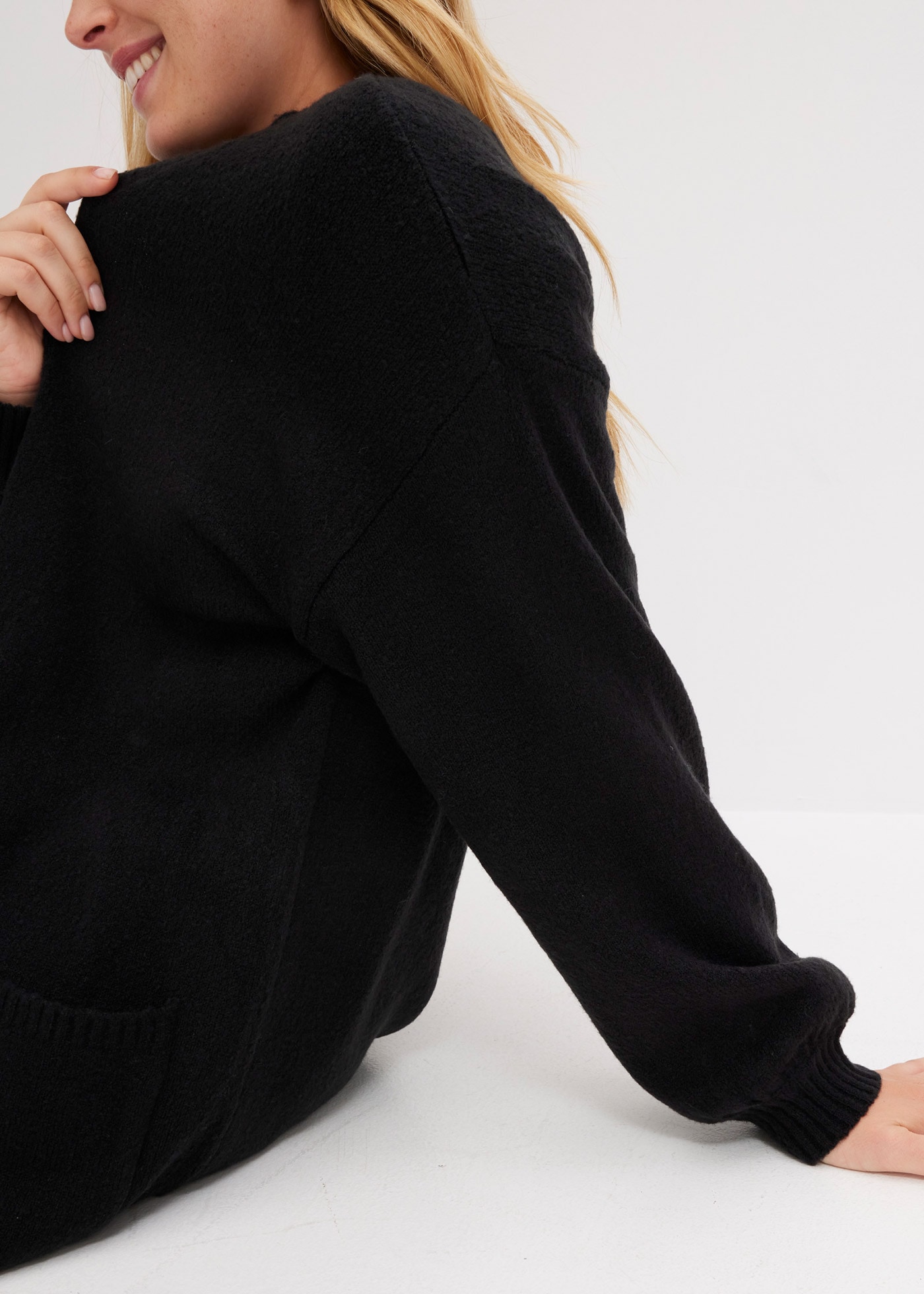 bonprix Strickjacke »Oversize-Strickjacke in Midilänge« weite Passform, Midilänge, aus Polyacryl, Polyester und Elasthan