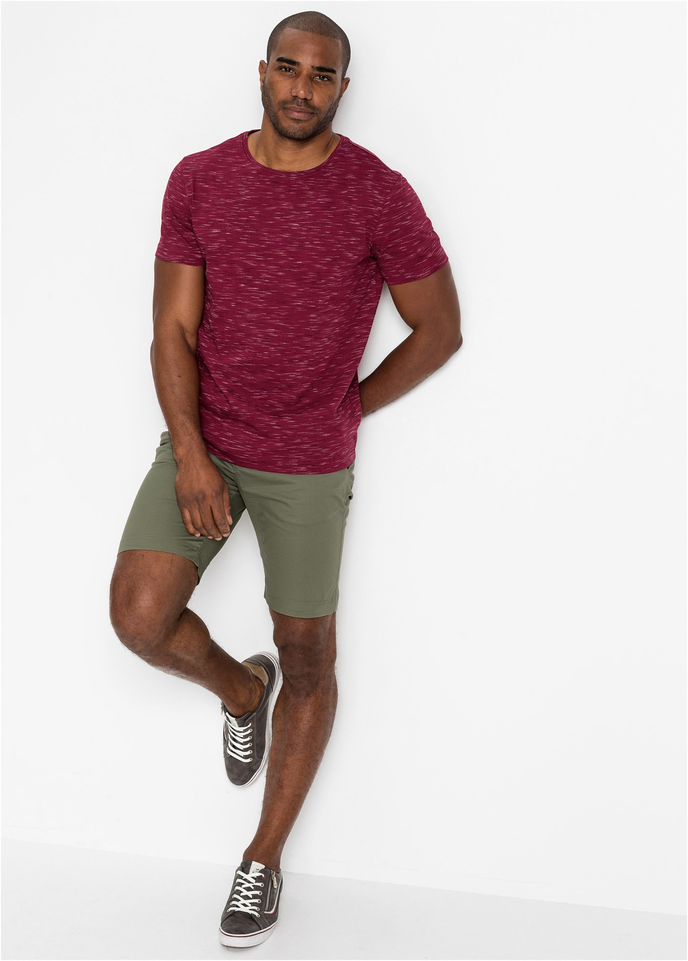 bonprix T-Shirt 1 lockere Passform, kurze Ärmel, mit Rundhalsausschnitt