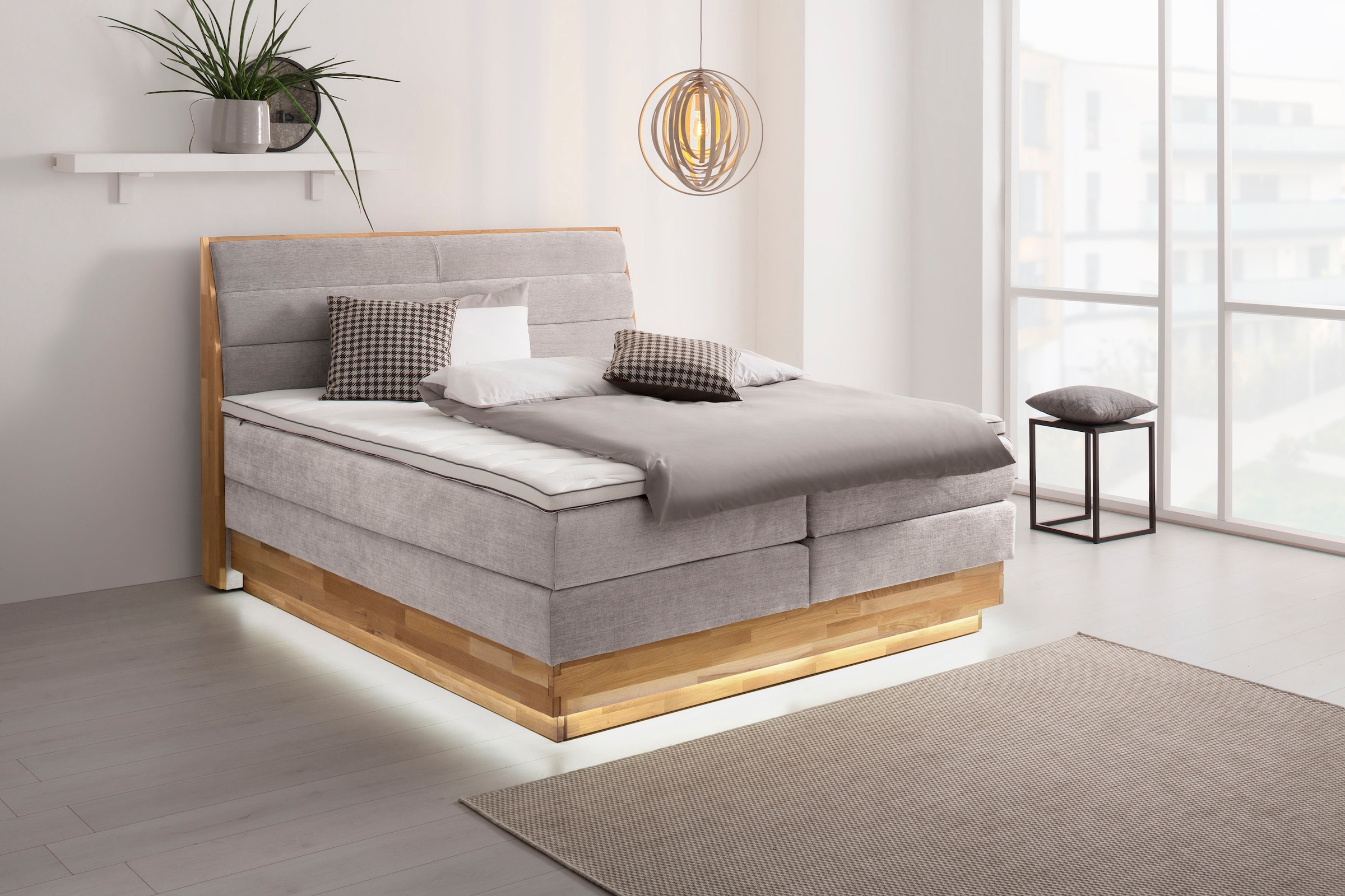 OTTO products Boxspringbett, LED-Beleuchtung, mit zertifizierten, recycelten Bezugsstoffen