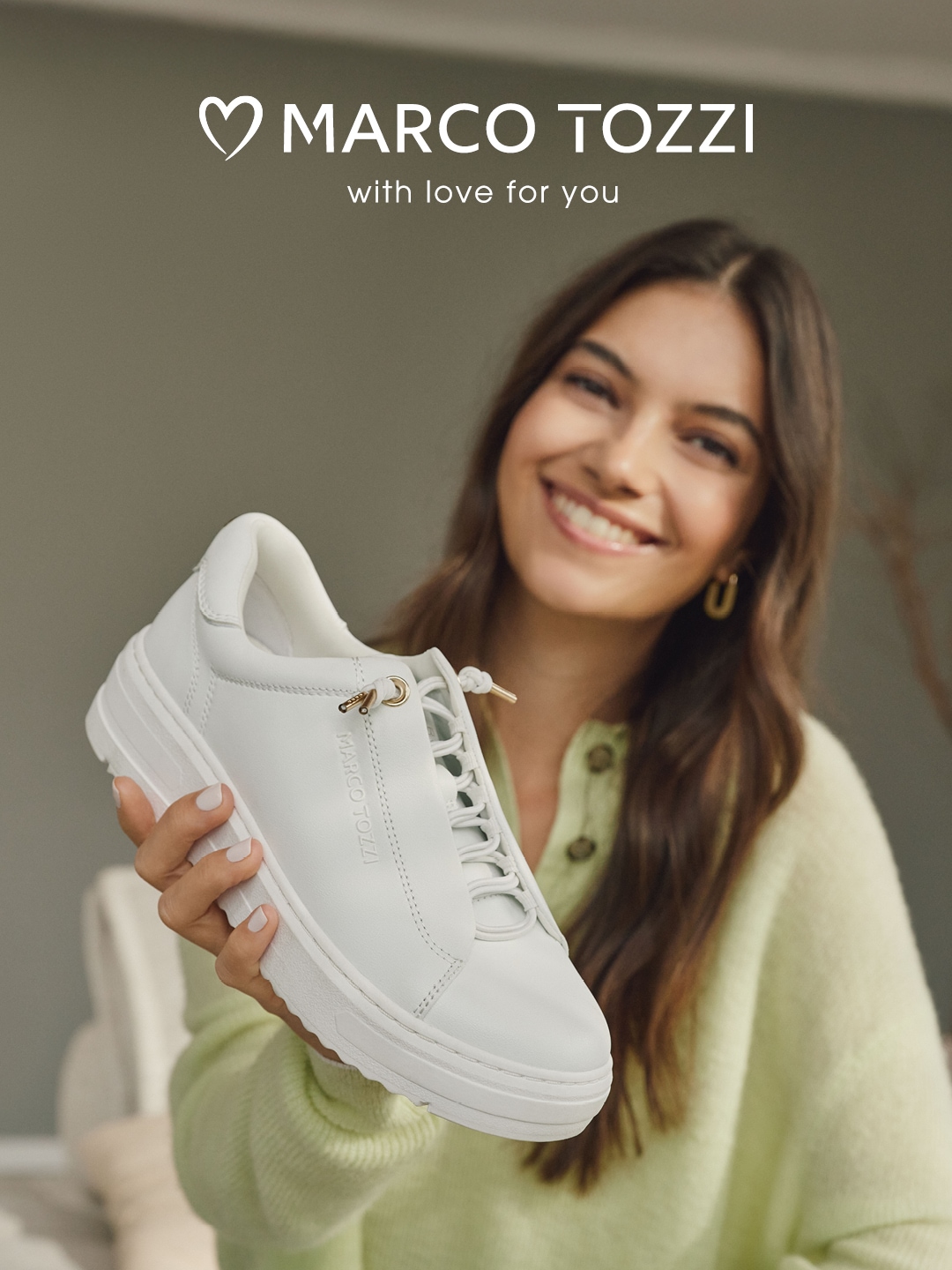 MARCO TOZZI Slip-On Sneaker  , Freizeitschuh, Halbschuh, Schnürschuh mit seitlichem Logoschriftzug