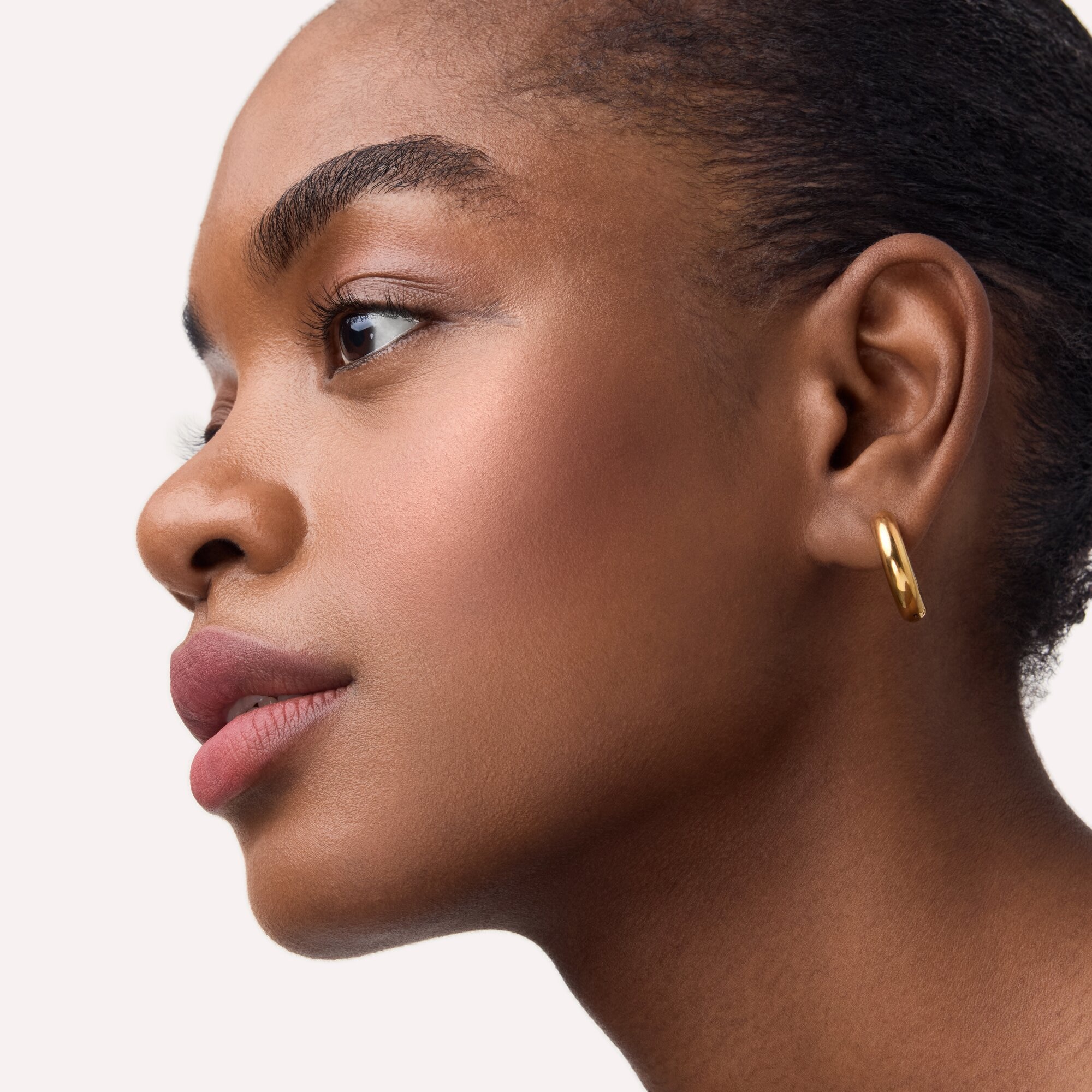 Catrice Rouge »Soft Glam Baked Blush« Lichtreflektierende Perlen für eine strahlende Ausstrahlung