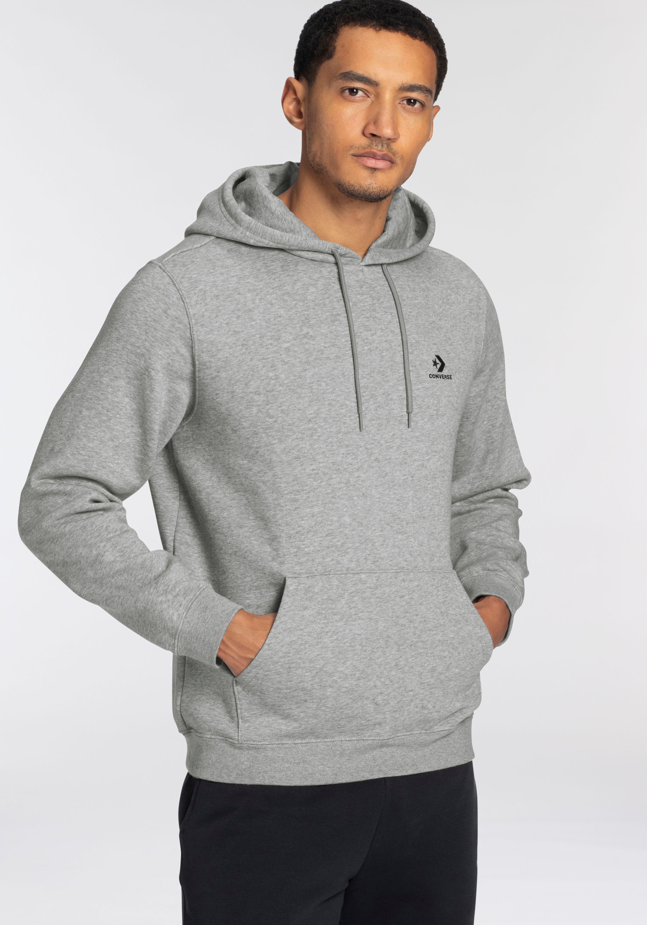 Converse Kapuzensweatshirt »EMBROIDERED STAR CHEVRON BRUSHED BACK FLEECE HOODIE«, (1 tlg.), Unisex