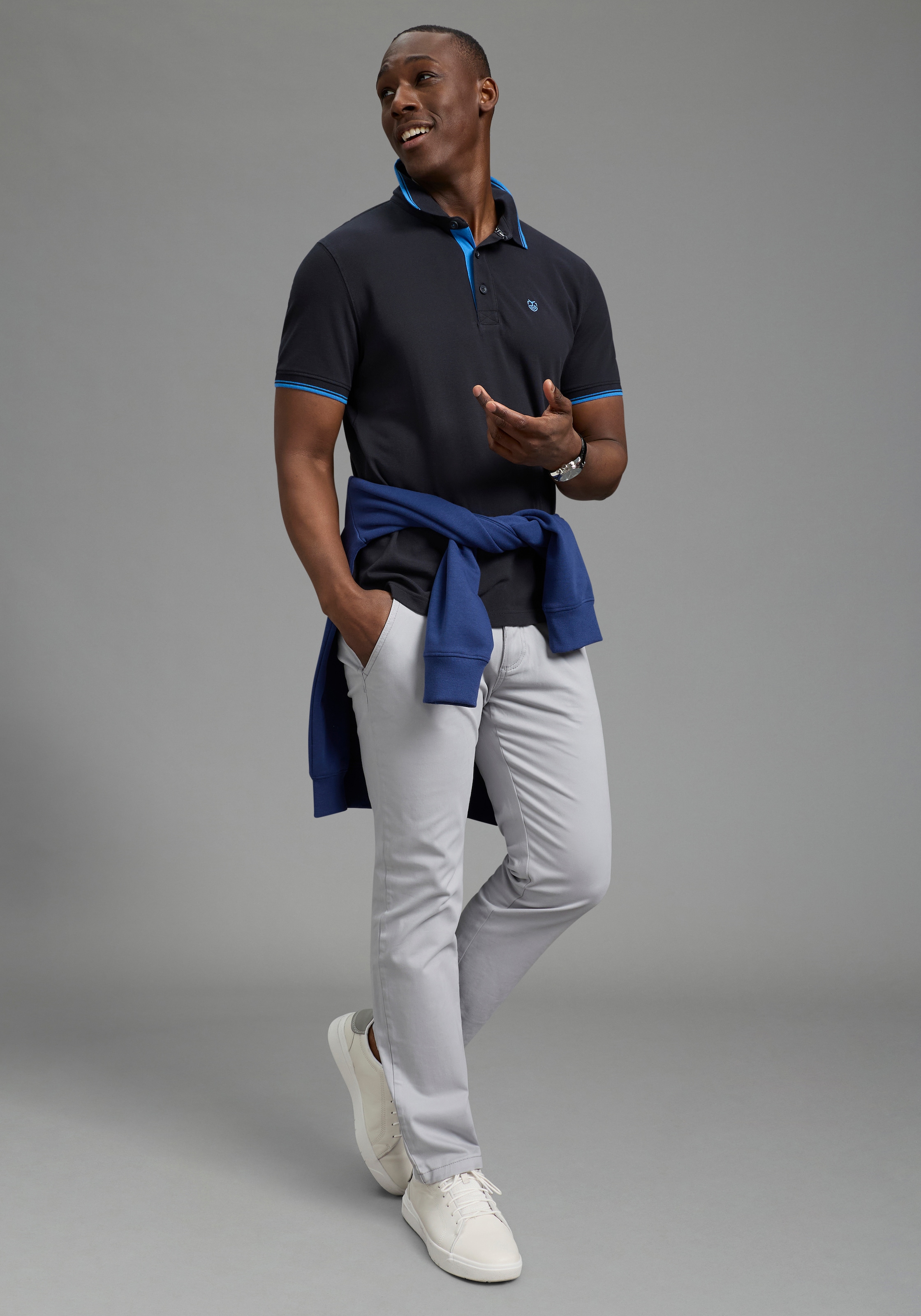 DELMAO Poloshirt »Neue Kollektion!« normale Passform, Kurzarm, mit Stickerei