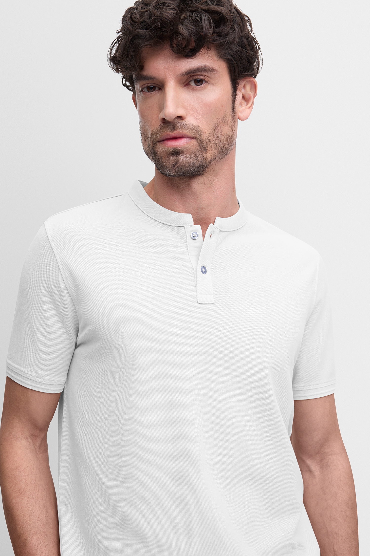 Cinque T-Shirt »CILANO« Rundhalsausschnitt mit kurzer Knopfleiste, Relaxed Fit