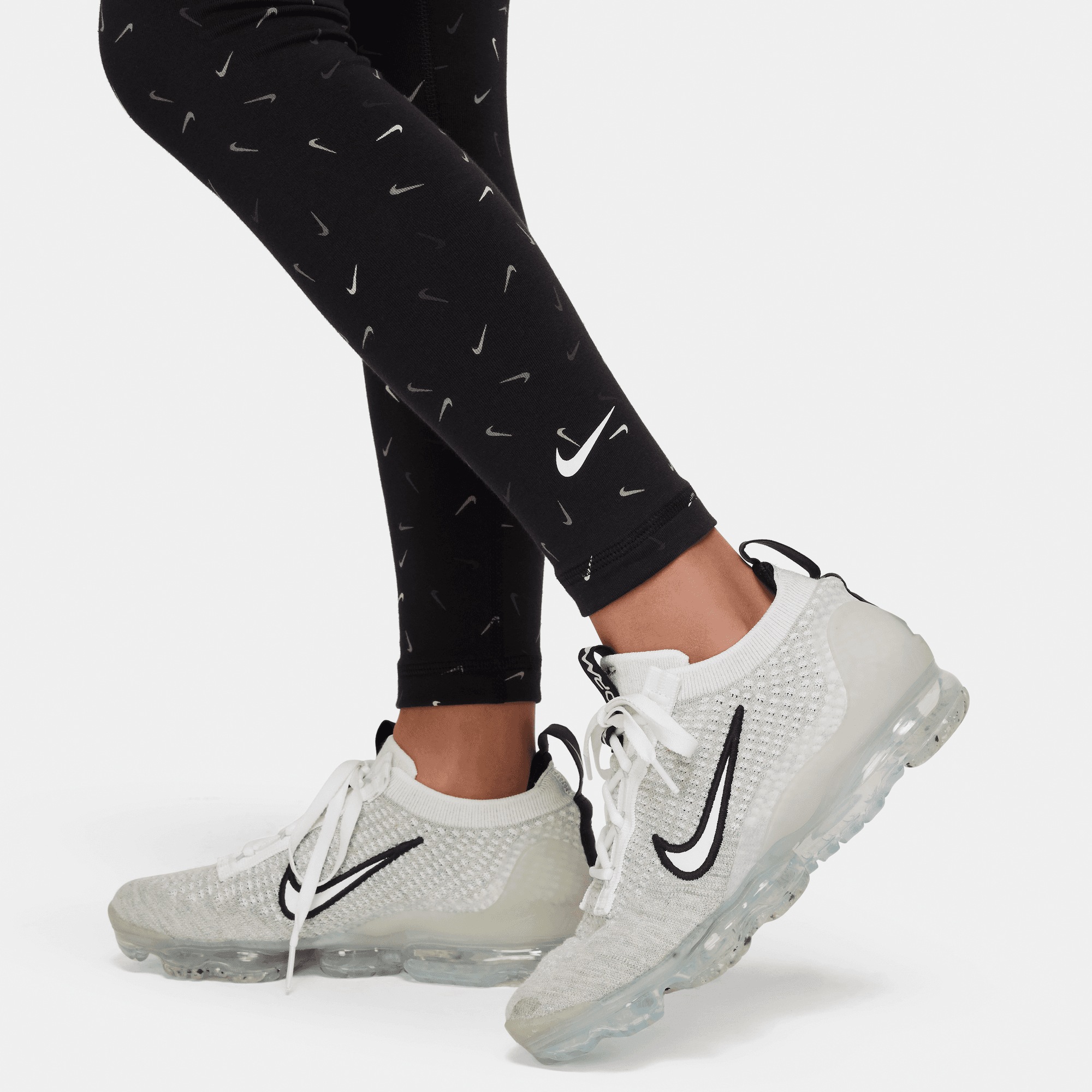 Nike Sportswear Leggings »ESSENTIAL BIG KIDS' (GIRLS') MID-RISE LEGGINGS«