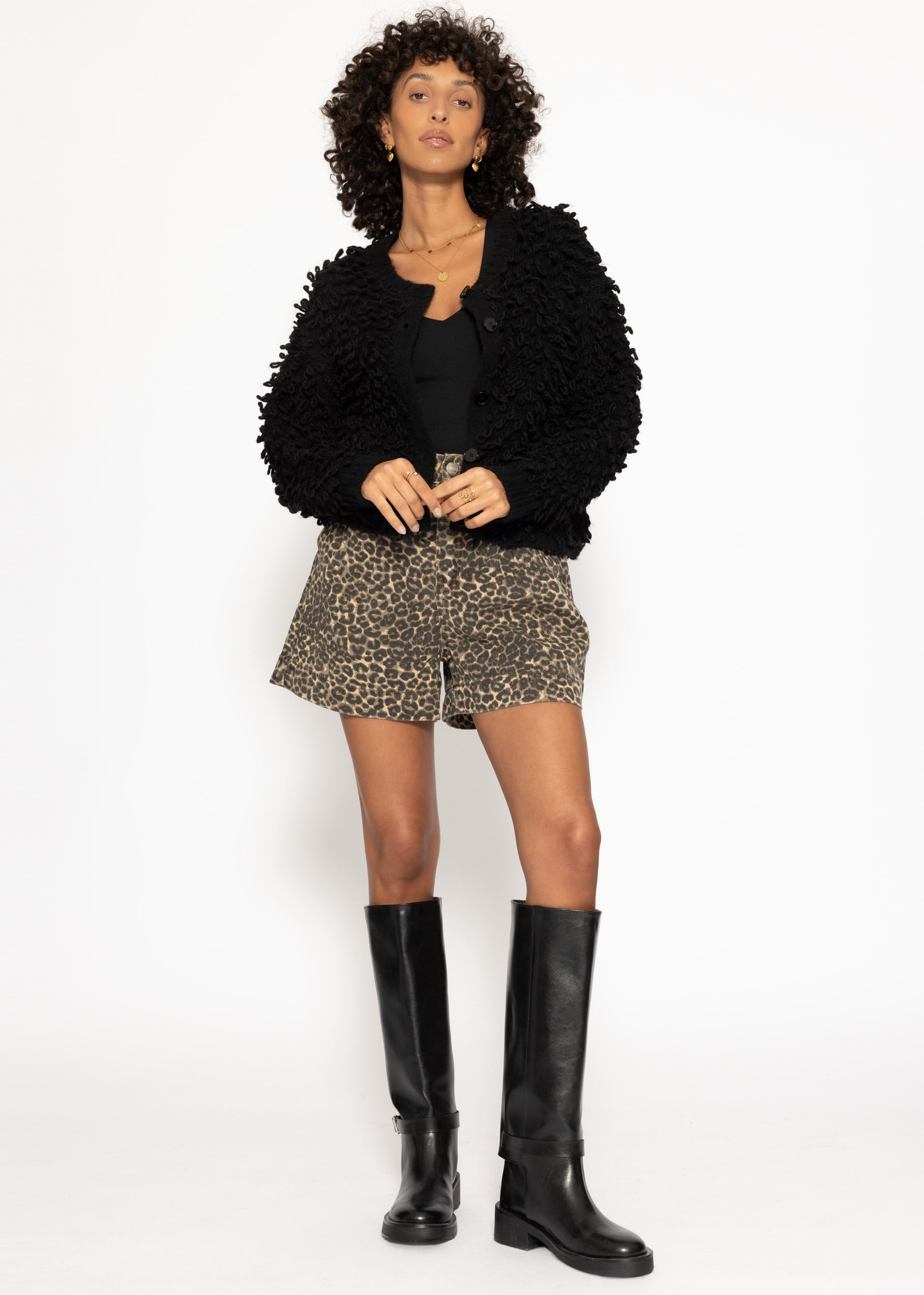 SASSYCLASSY Shorts »Weite High Waist Jeans Shorts mit Leo-Print«  Robuste Jeansshorts aus Denim mit Gürtelschlaufen und Taschen