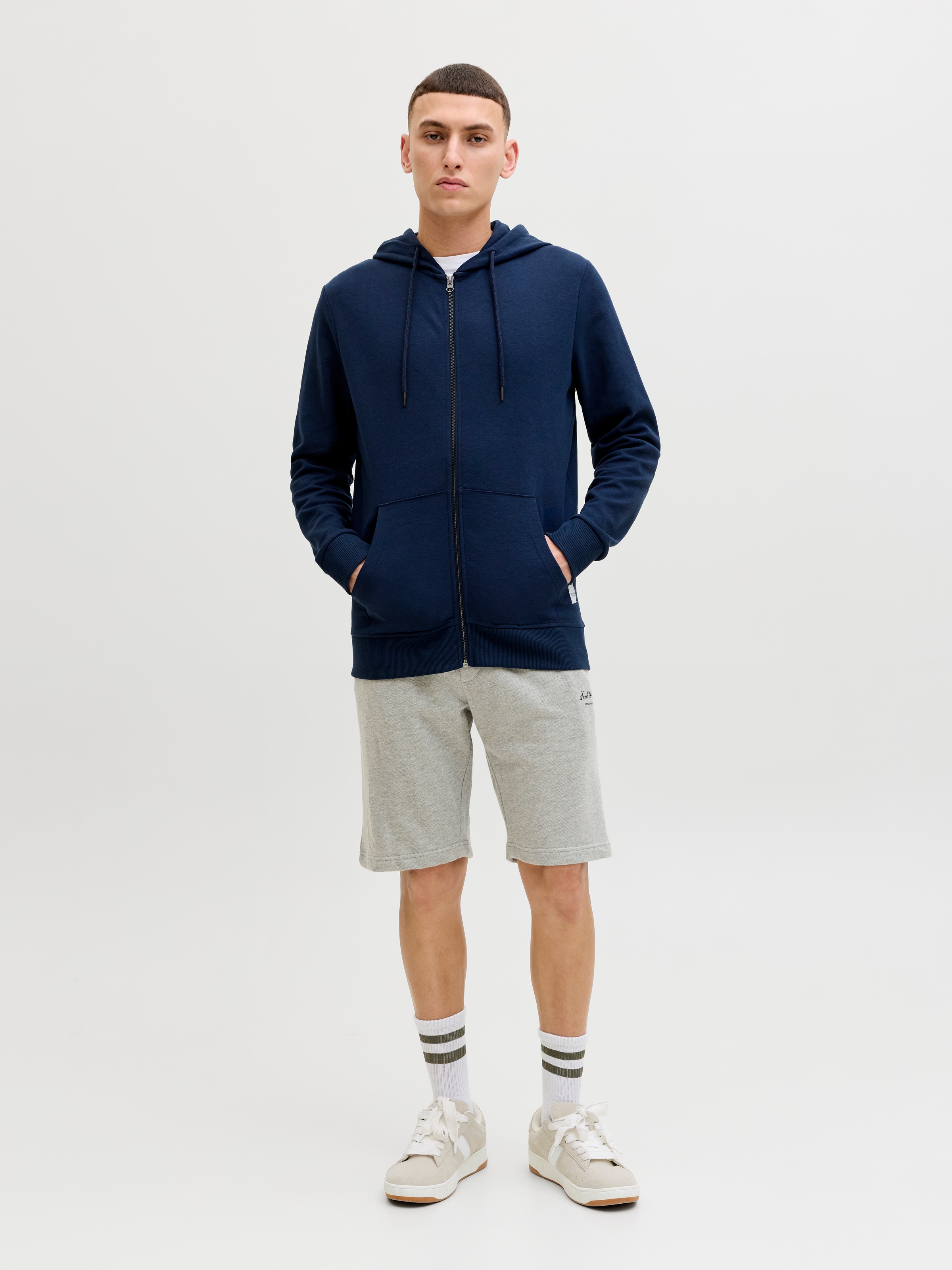 Jack & Jones Laufshorts »JPSTGORDON ARCHIVE SWEAT SHORTS MID SN«  mit Kordelzug