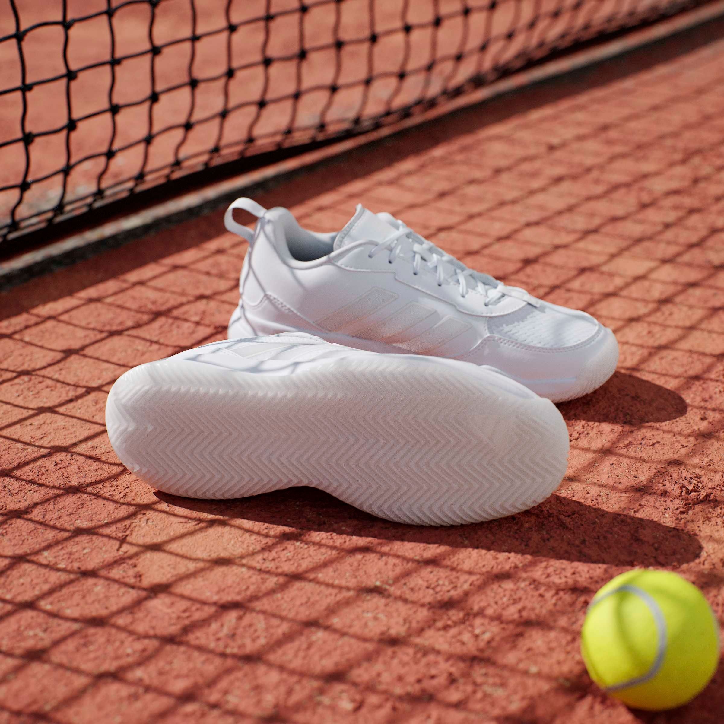 adidas Performance Tennisschuh »AVAFLASH«