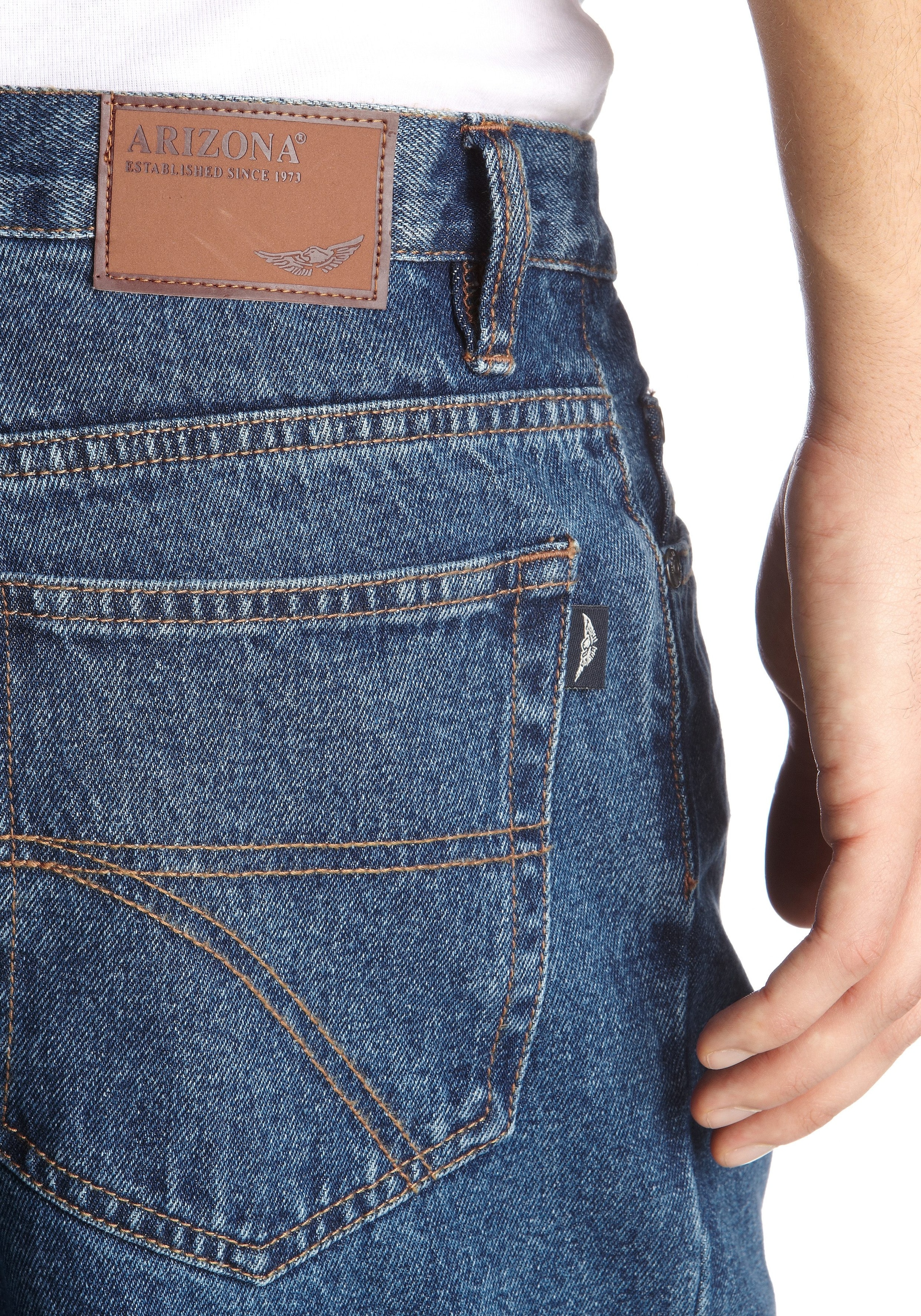 Arizona Regular-fit-Jeans »James«, regular fit, gerades Bein, Five-Pocket-Form, normale Leibhöhe