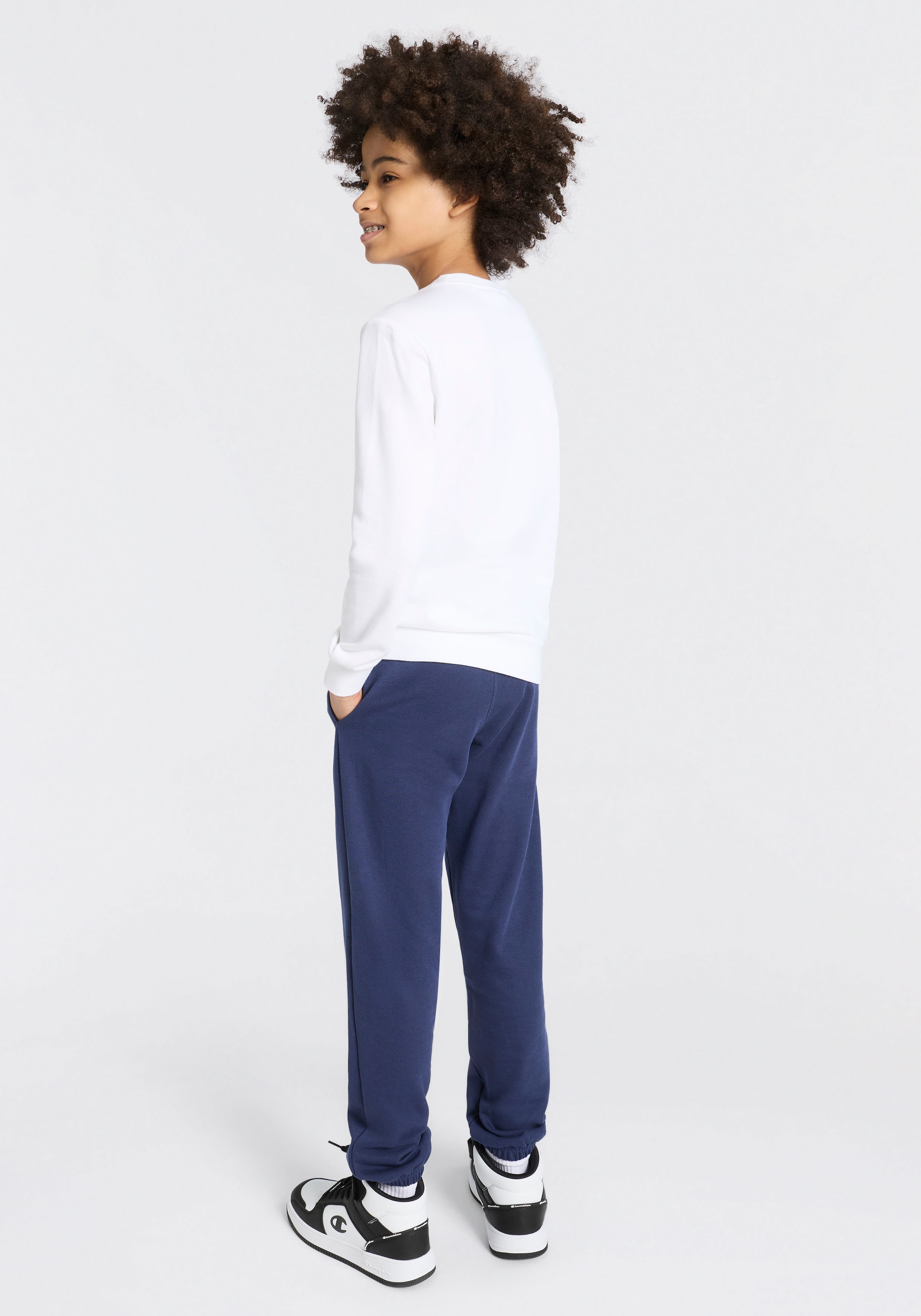 Champion Jogginganzug »Graphic Terry Crewneck Sweatsuit« 2 tlg. für Kinder, weiches Material, bequeme Passform