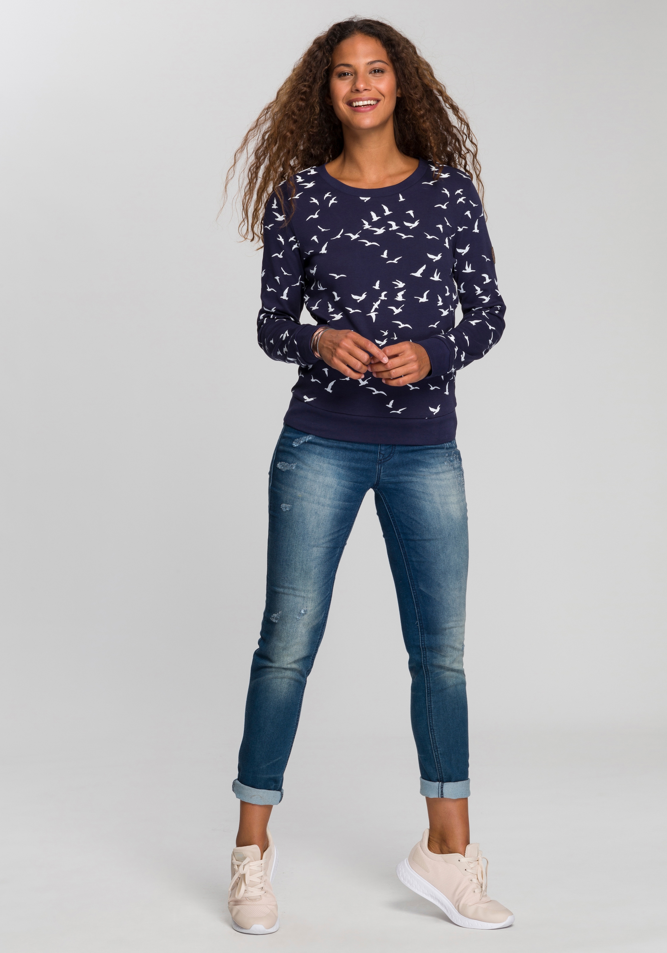 KangaROOS Sweatshirt, Langarm, figurumspielender Schnitt, bedruckt, Rundhalsausschnitt