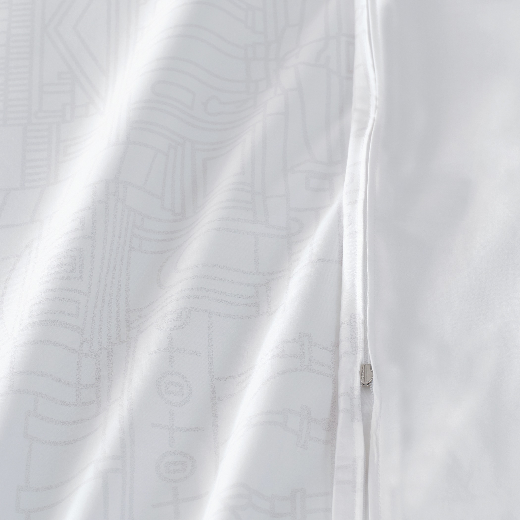 Florella Bettwäsche »»Skyline weiss« »SAGENHAFT« Edel-Satin,  100% Baumwolle«