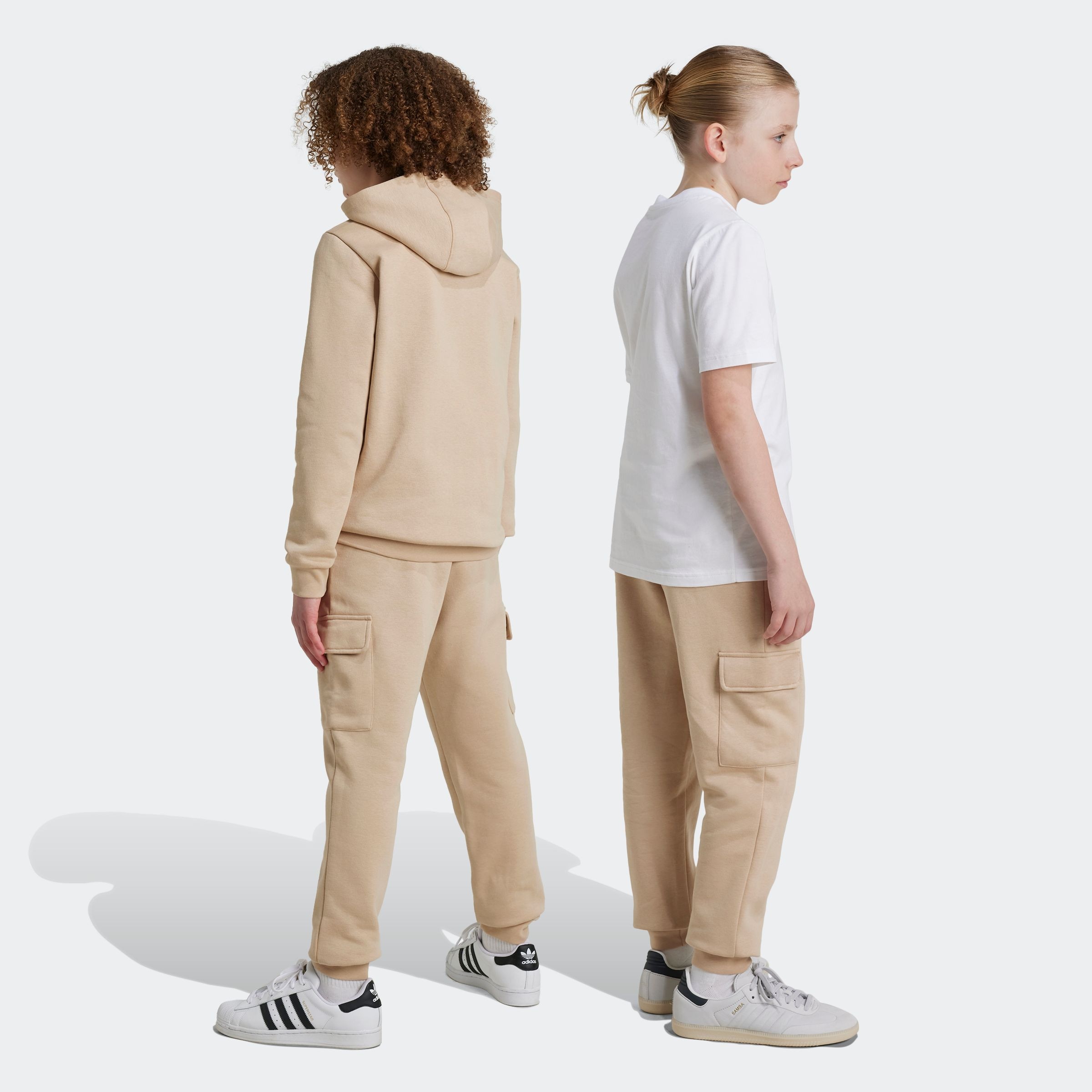 adidas Originals Sporthose »FLEECE CARGO P«, (1 tlg.)