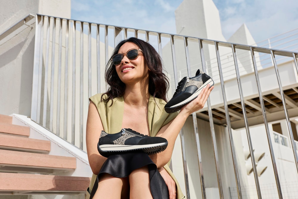 Rieker Sneaker  Schnürschuh, Halbschuh, Freizeitsneaker mit Kontrastdetails