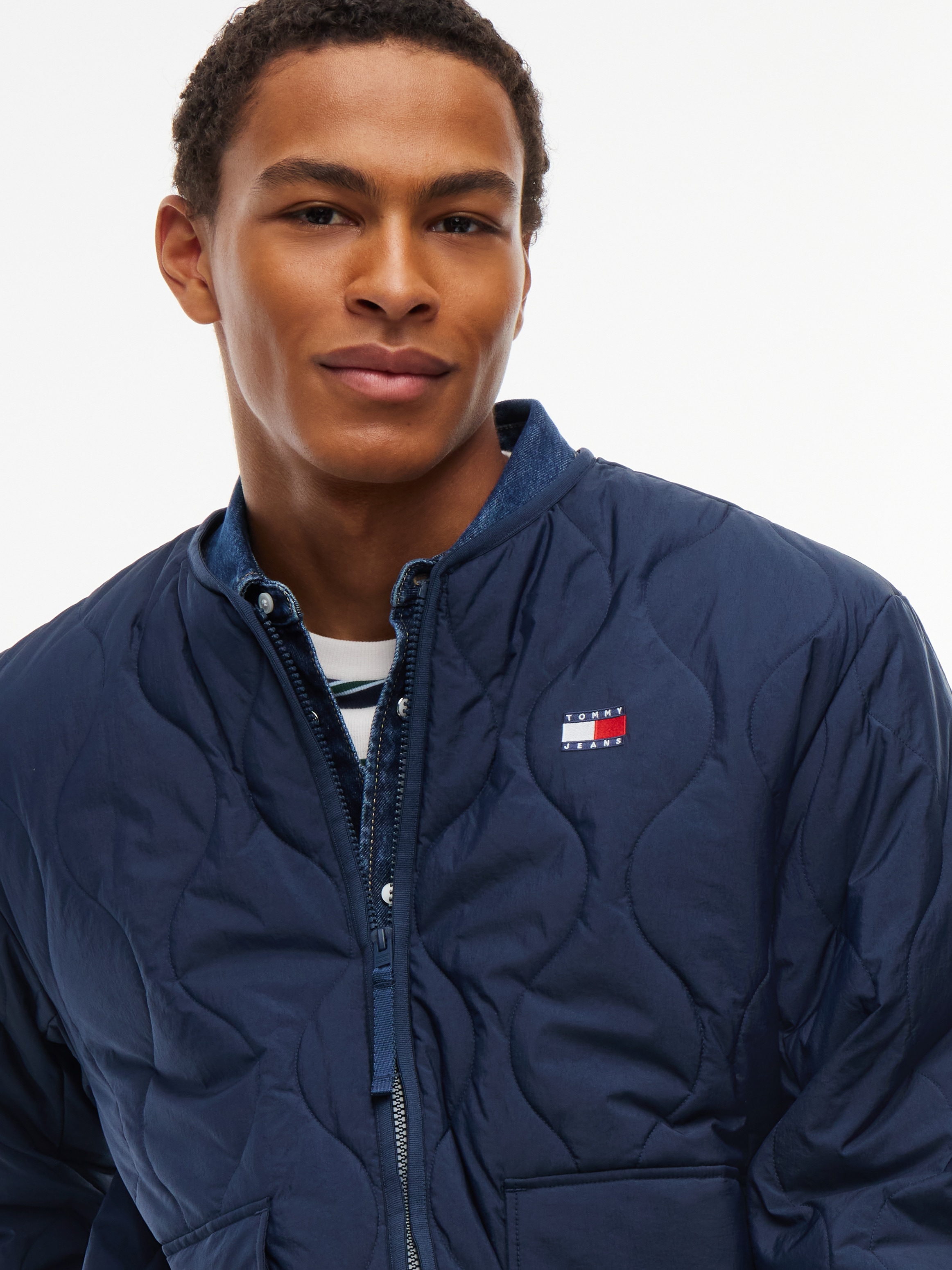 Tommy Jeans Steppjacke »QUILTING CITY JACKET« ohne Kapuze Regular fit mit Klappentaschen