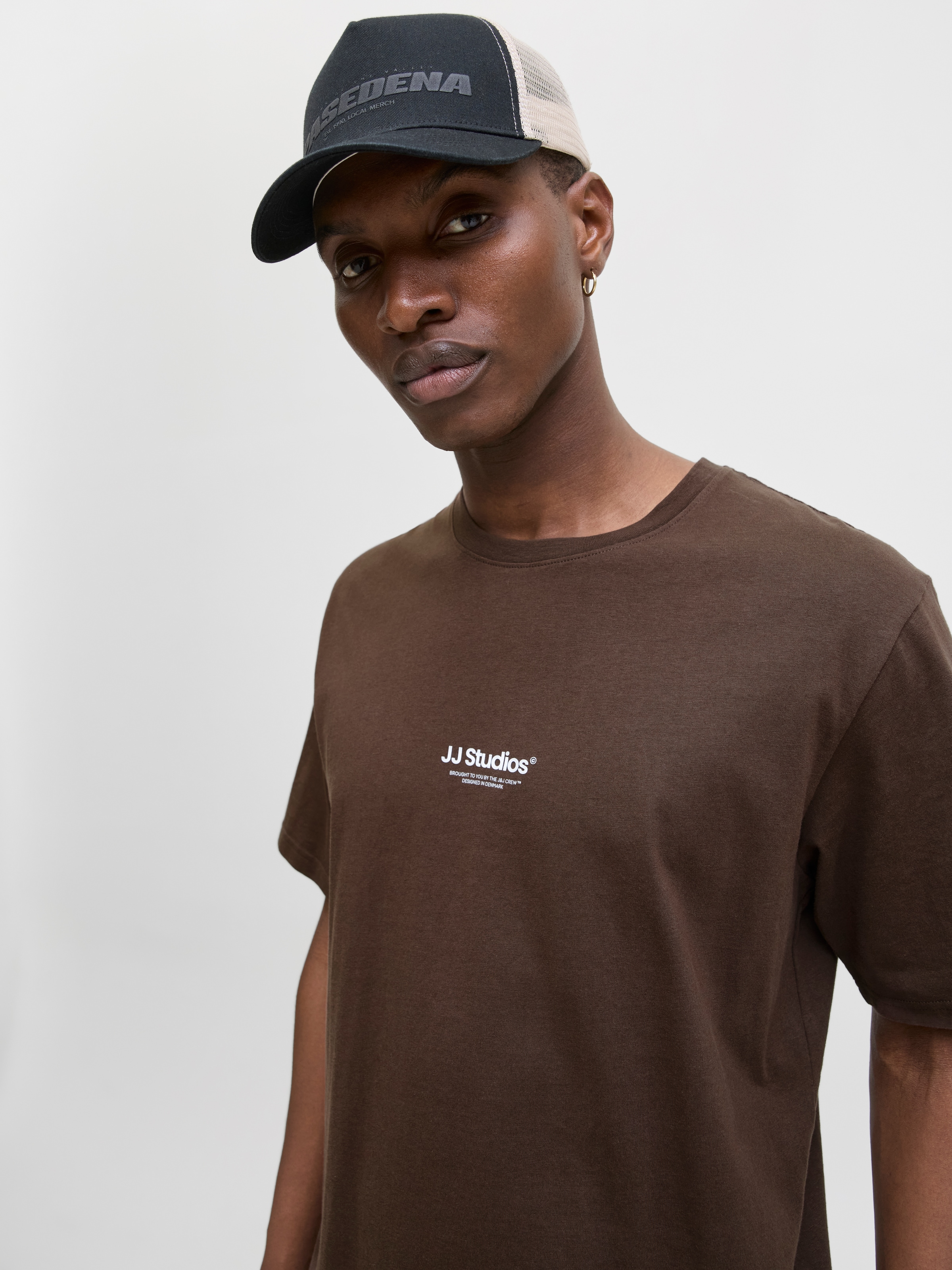 Jack & Jones T-Shirt »JJESOHO TEE SS CREW NECK NOOS«, mit stylischen Print