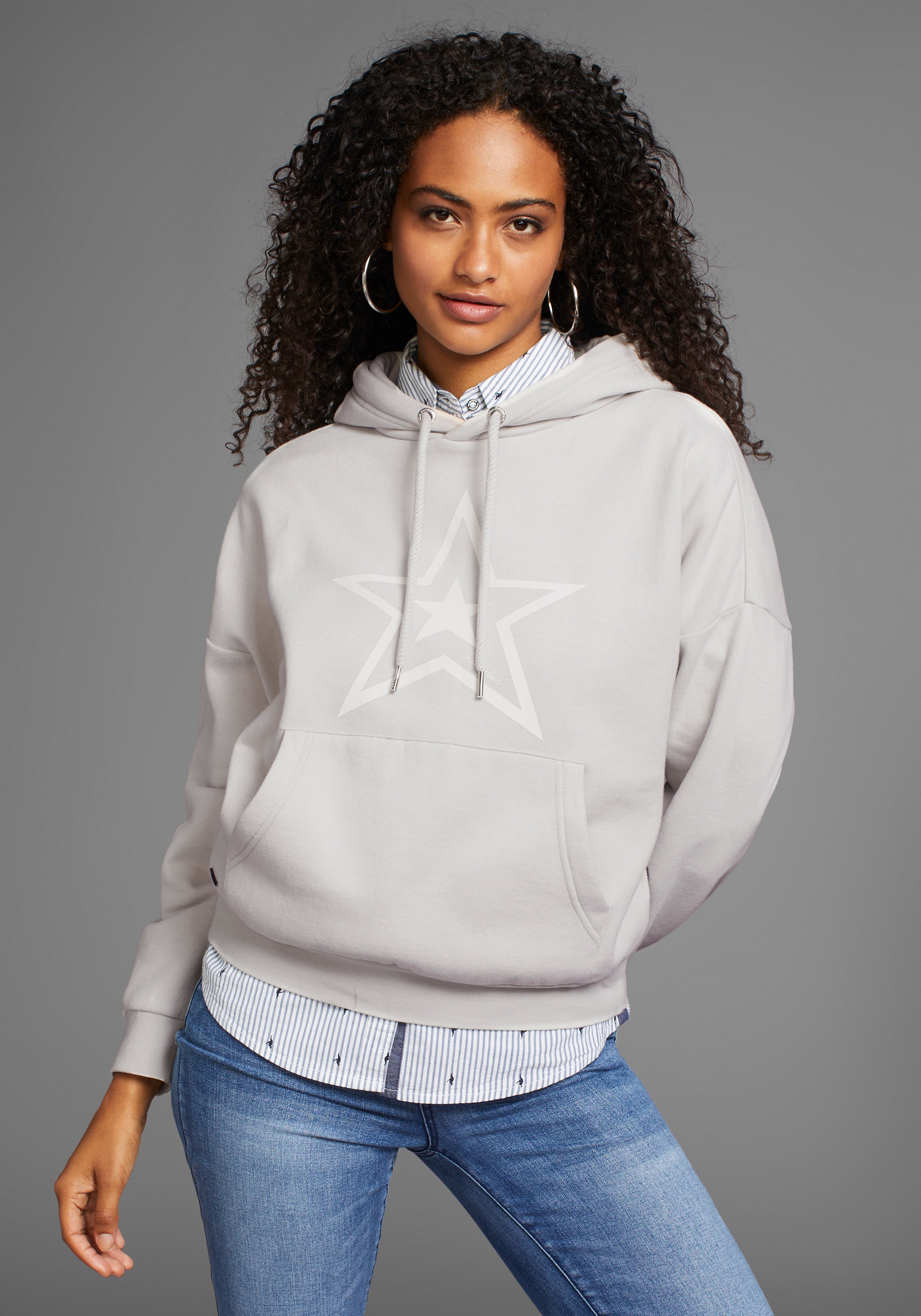 KangaROOS Kapuzensweatshirt, mit Stern-Print - NEUE KOLLEKTION