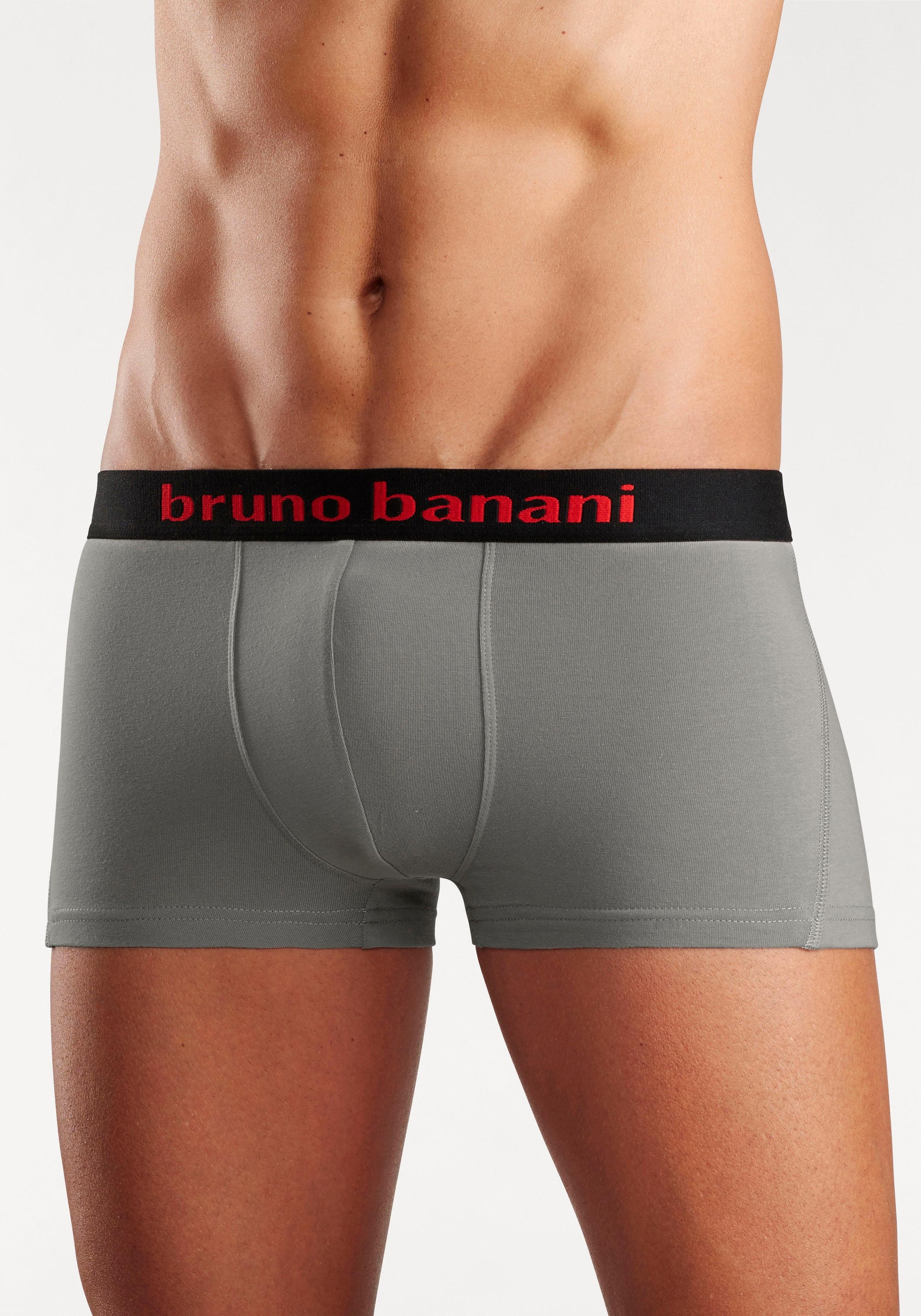 Bruno Banani Boxershorts, (Packung, 4 St.), in Hipster-Form mit Logo Webbund