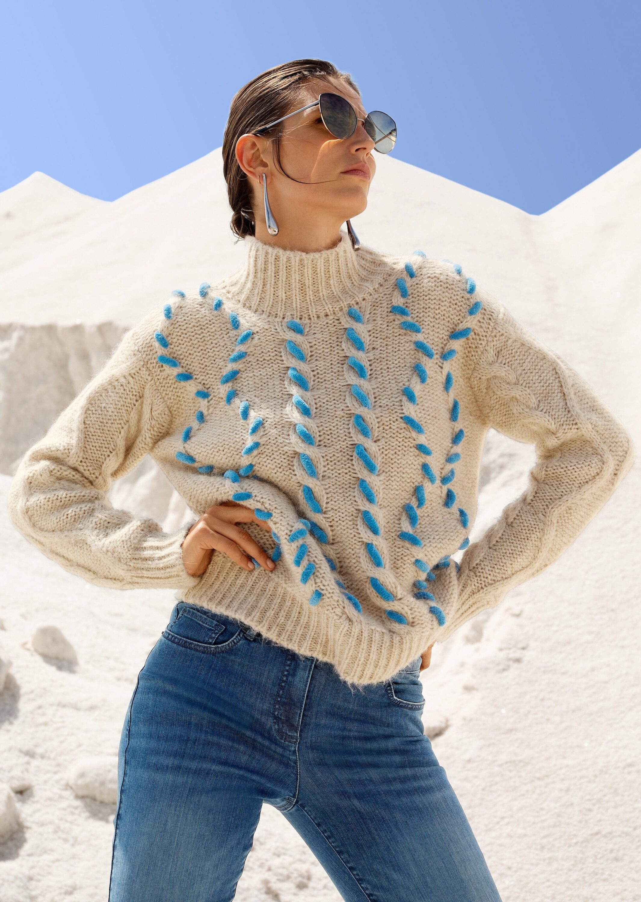 MADELEINE Longpullover »Strickpullover Modischer Grobstrickpullover mit Folklore-Elementen«