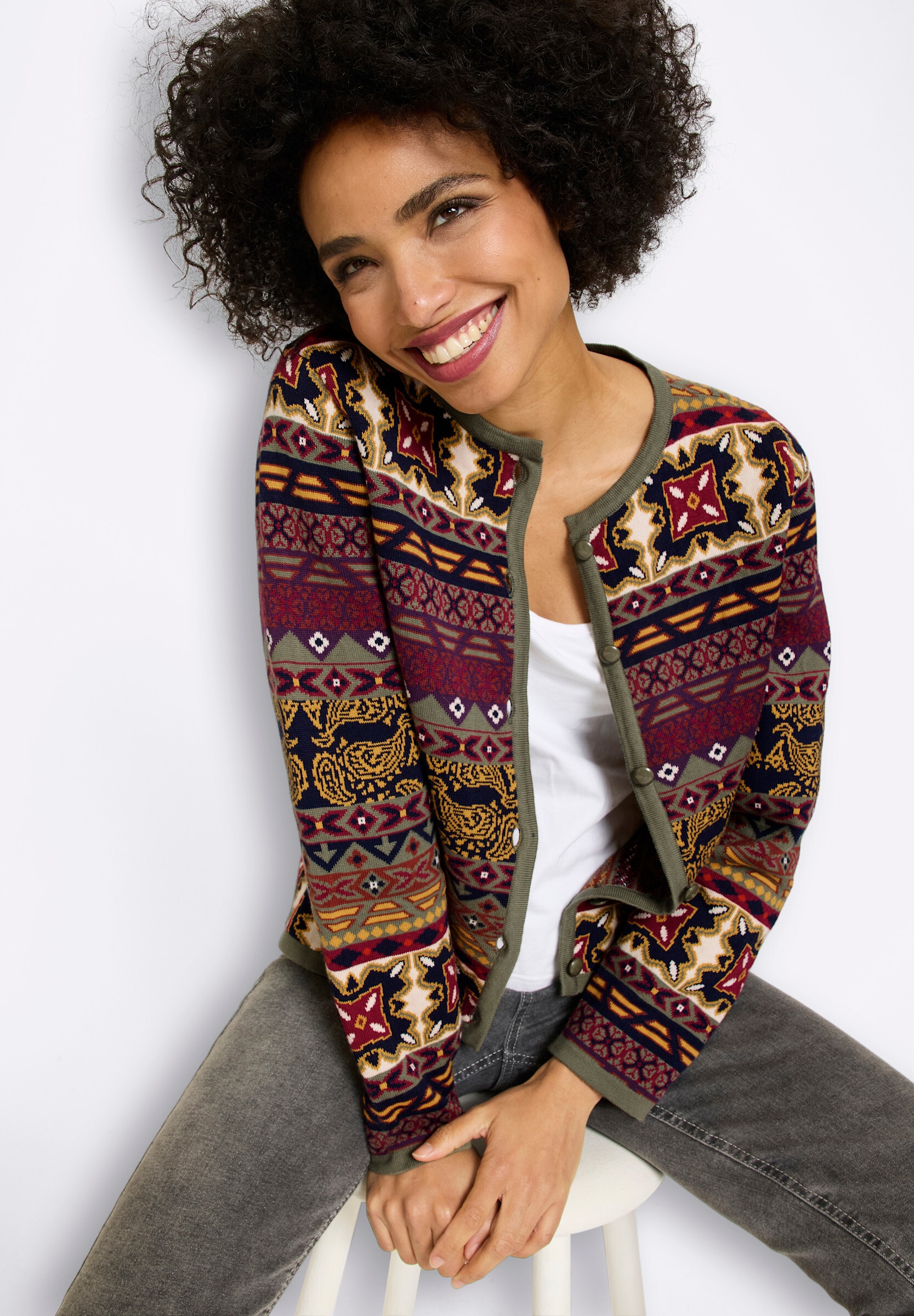 heine Strickjacke »Strickjacke Jacquardstrickjacke im bunten Farbmix«