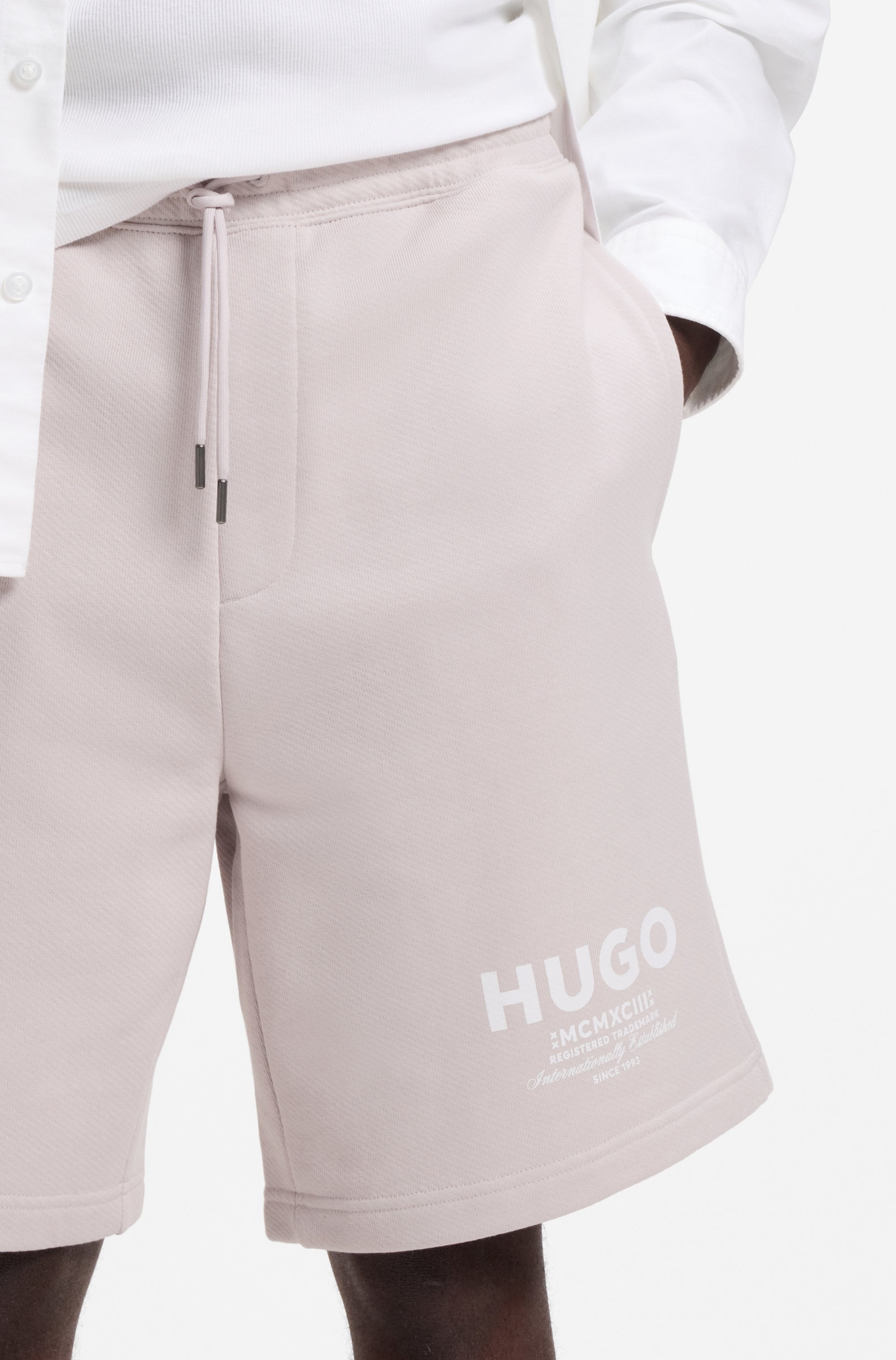 HUGO Blue Sweatshorts »Nomario«  mit großem Druck