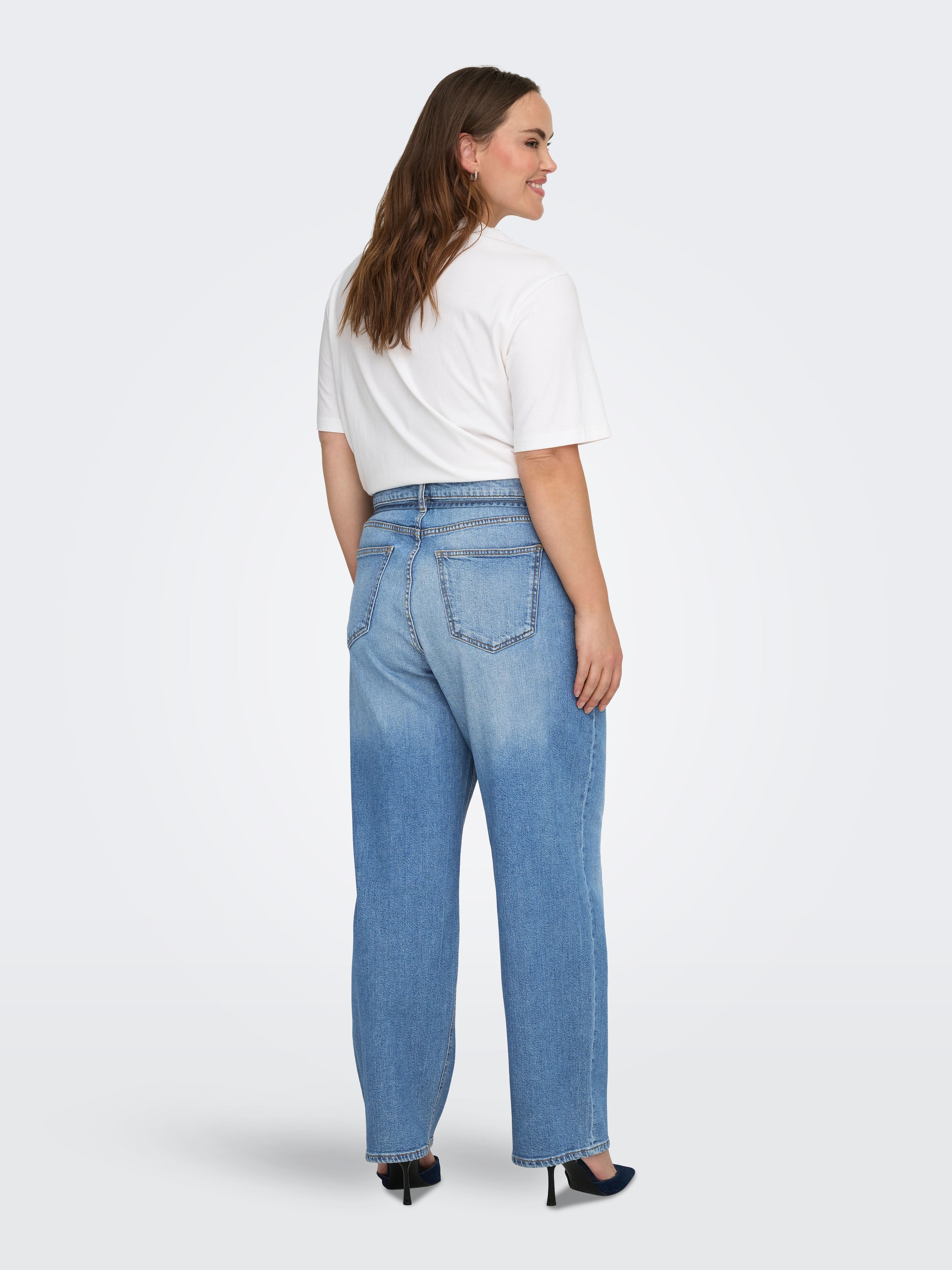 ONLY CARMAKOMA Relax-fit-Jeans »CARGIANNA MW STRAIGHT AZ751 DNM NOOS«