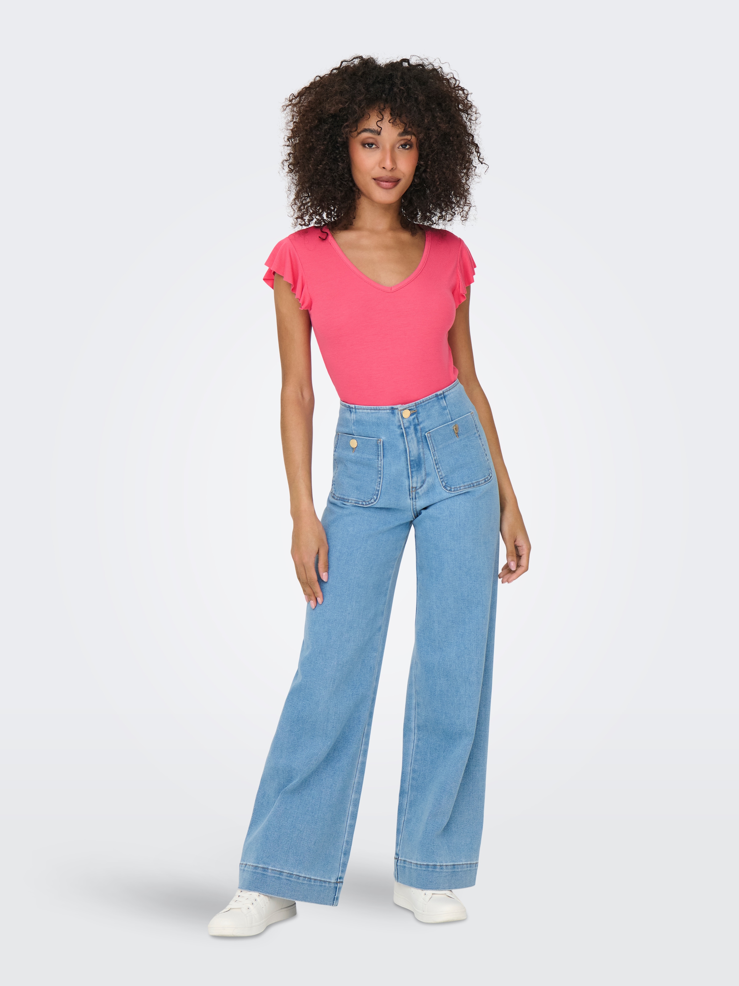ONLY V-Shirt »ONLBELIA – V-Ausschnitt für femininen Sommerkomfort«, regular fit, Single Jersey, Viskosemischung, V-Ausschnitt, unifarben