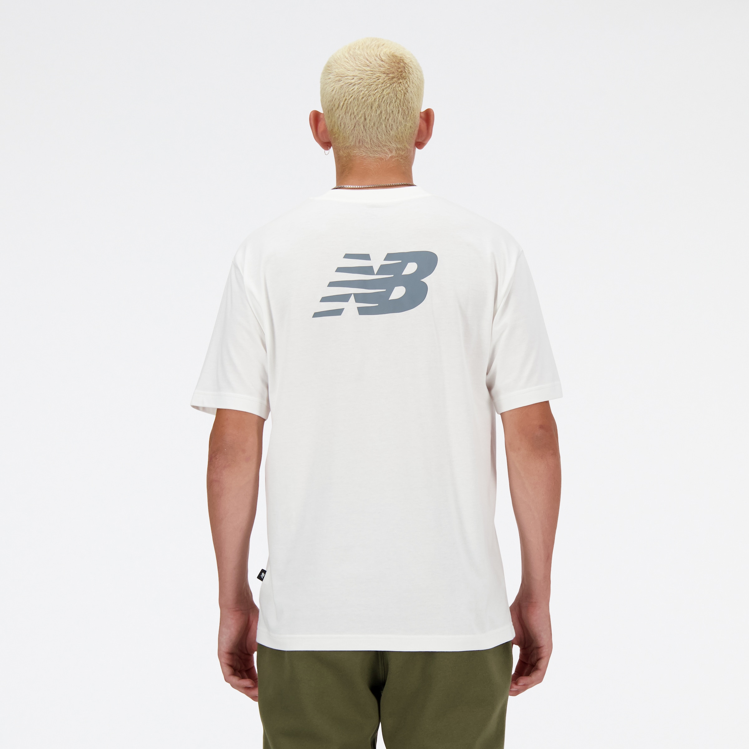 New Balance T-Shirt »SPORT ESSENTIALS LOGO T-SHIRT«, mit Label