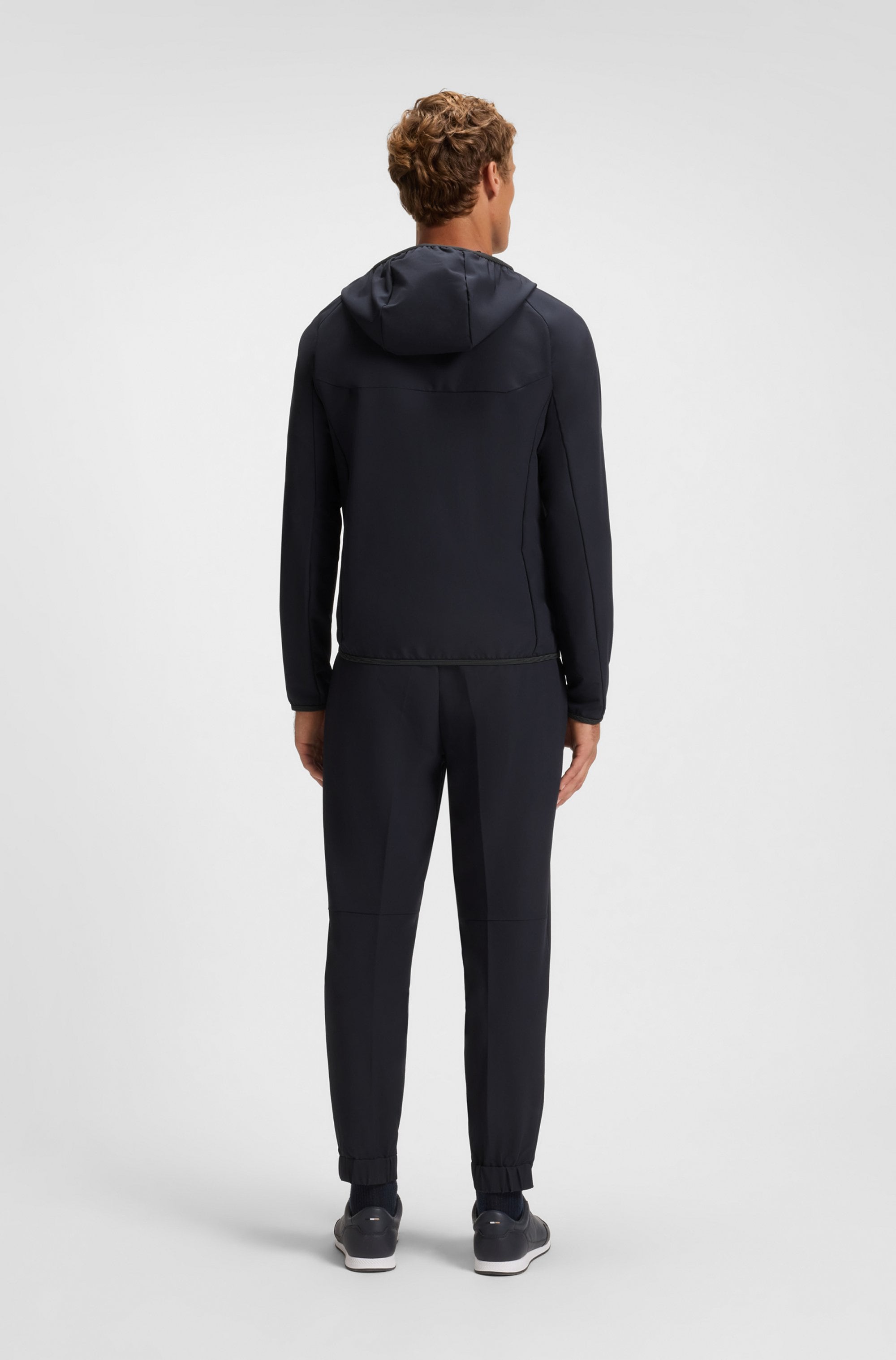 BOSS GREEN Funktionsjacke »L Commuter«, mit Kapuze, wasserabweisend Funktionsjacke mit gummiertem Label 4 Wege Stretch