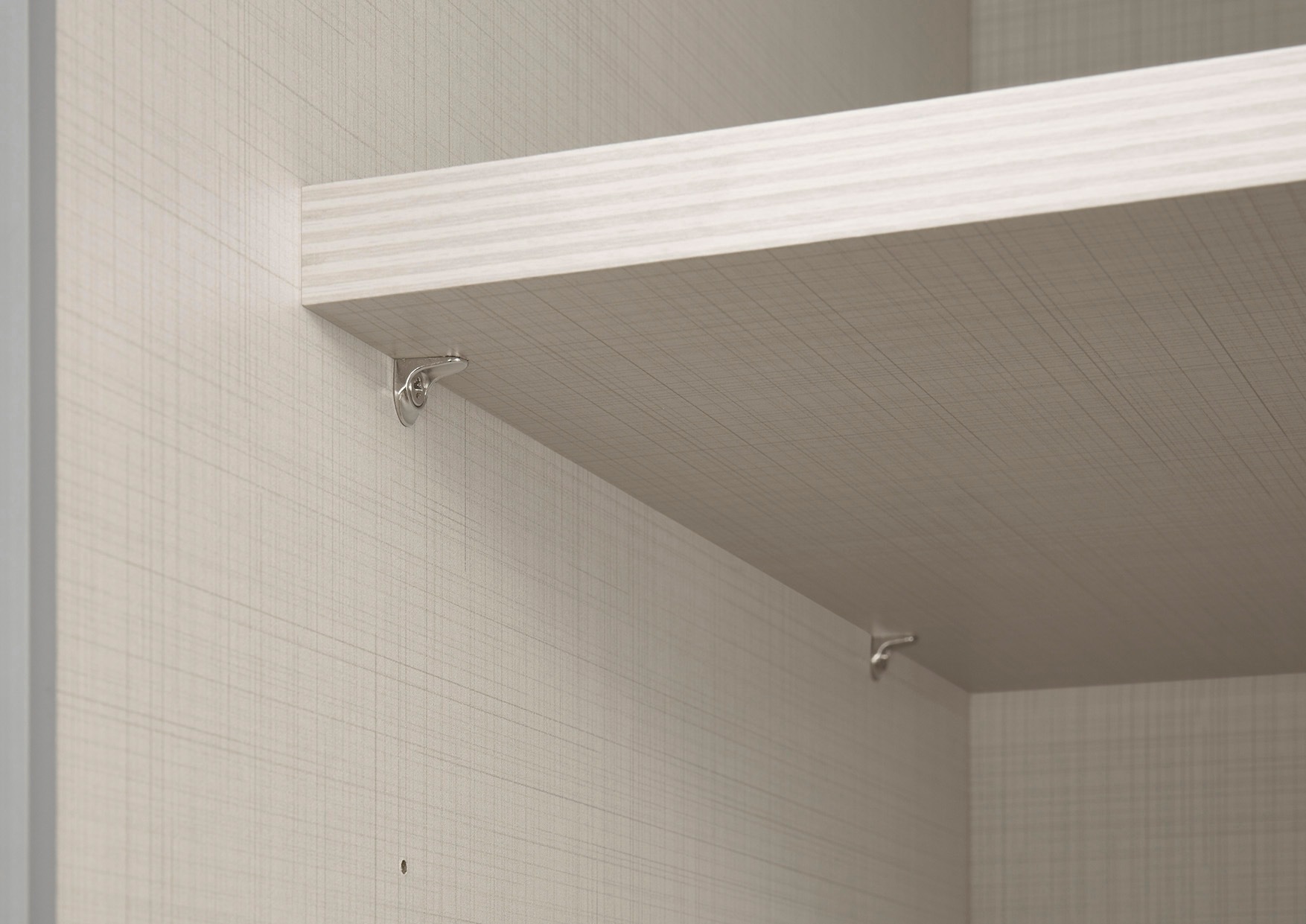 STAUD Schwebetürenschrank »Includo, Made in Germany« Mit vier verschiedenen Ausstattungsvarianten