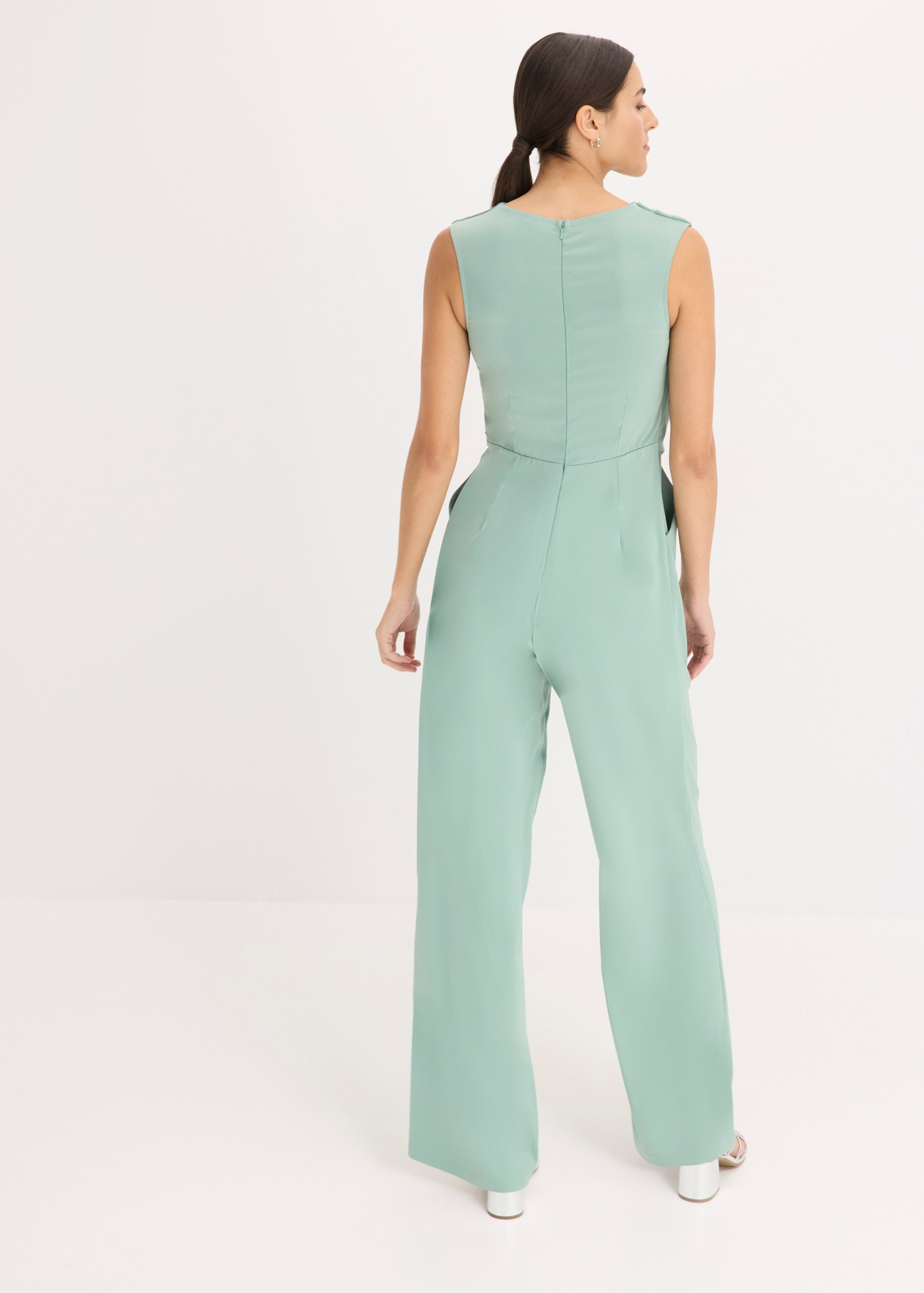 bonprix Overall leicht glänzender Satin, Drapierung im Oberteil, weites Hosenbein