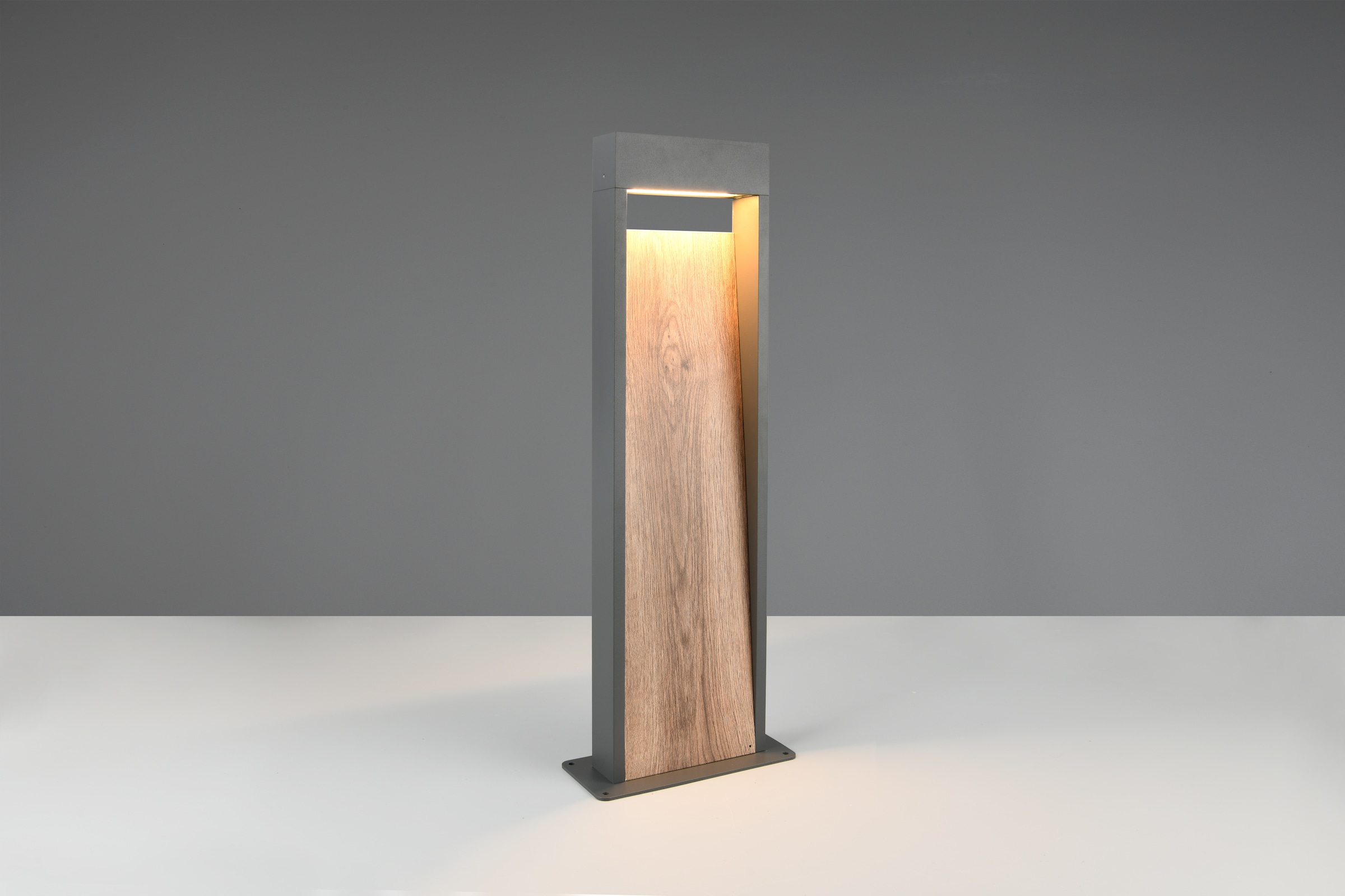 TRIO Leuchten LED Außen-Stehlampe »SALMON, Outdoor LED Stehleuchte 11W 1200 Lm 3000K, Garten Stehlampe« LED-Board 1 Stk. Warmweiß aus Aluminium & Holz-Optik, IP44 LED Garten Wegeleuchte