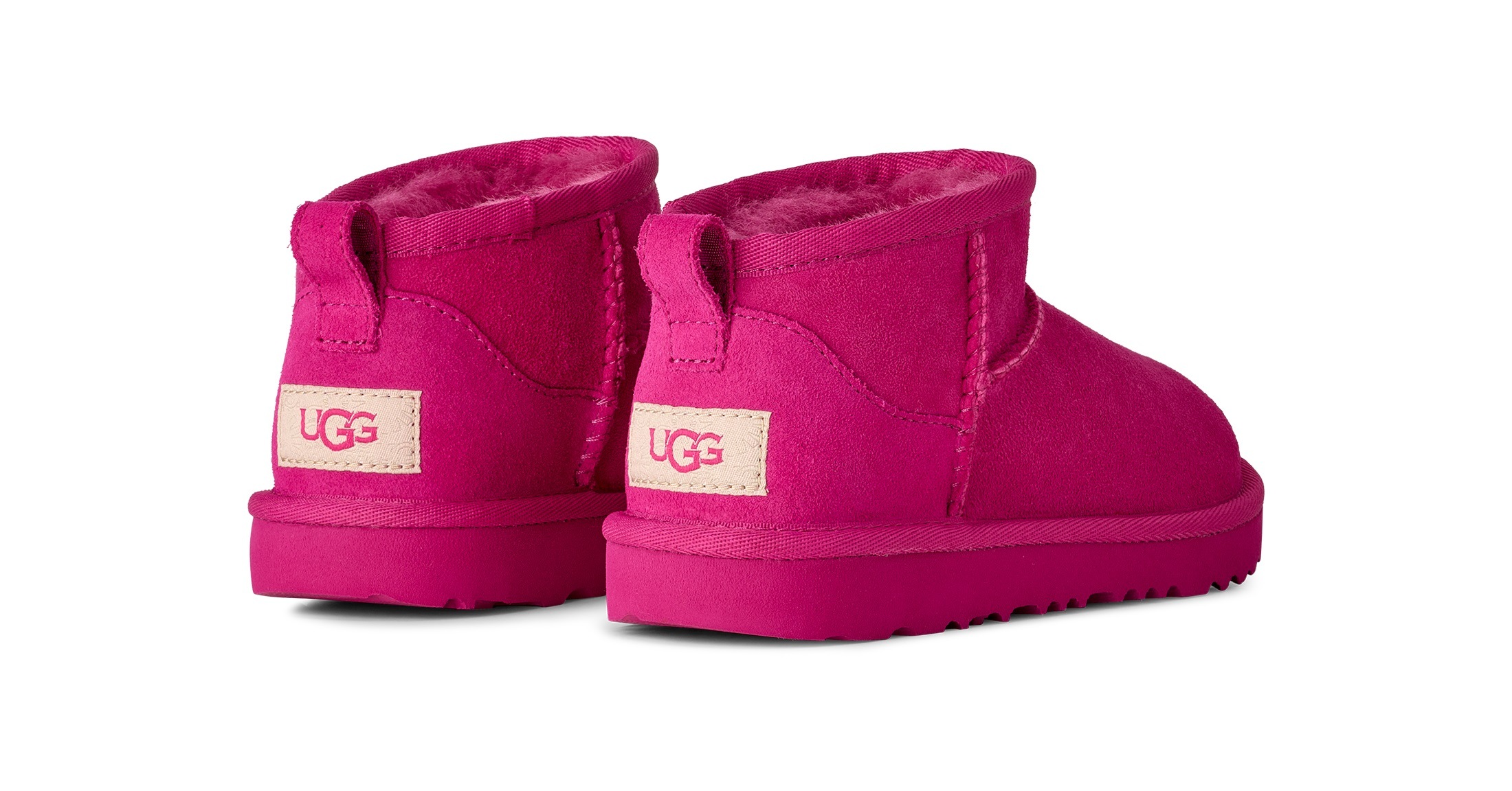 UGG Winterboots »UNISEX, Classic Ultra Mini«  , Schlupfstiefel, Winterstiefel, Boots mit Lammfellfutter