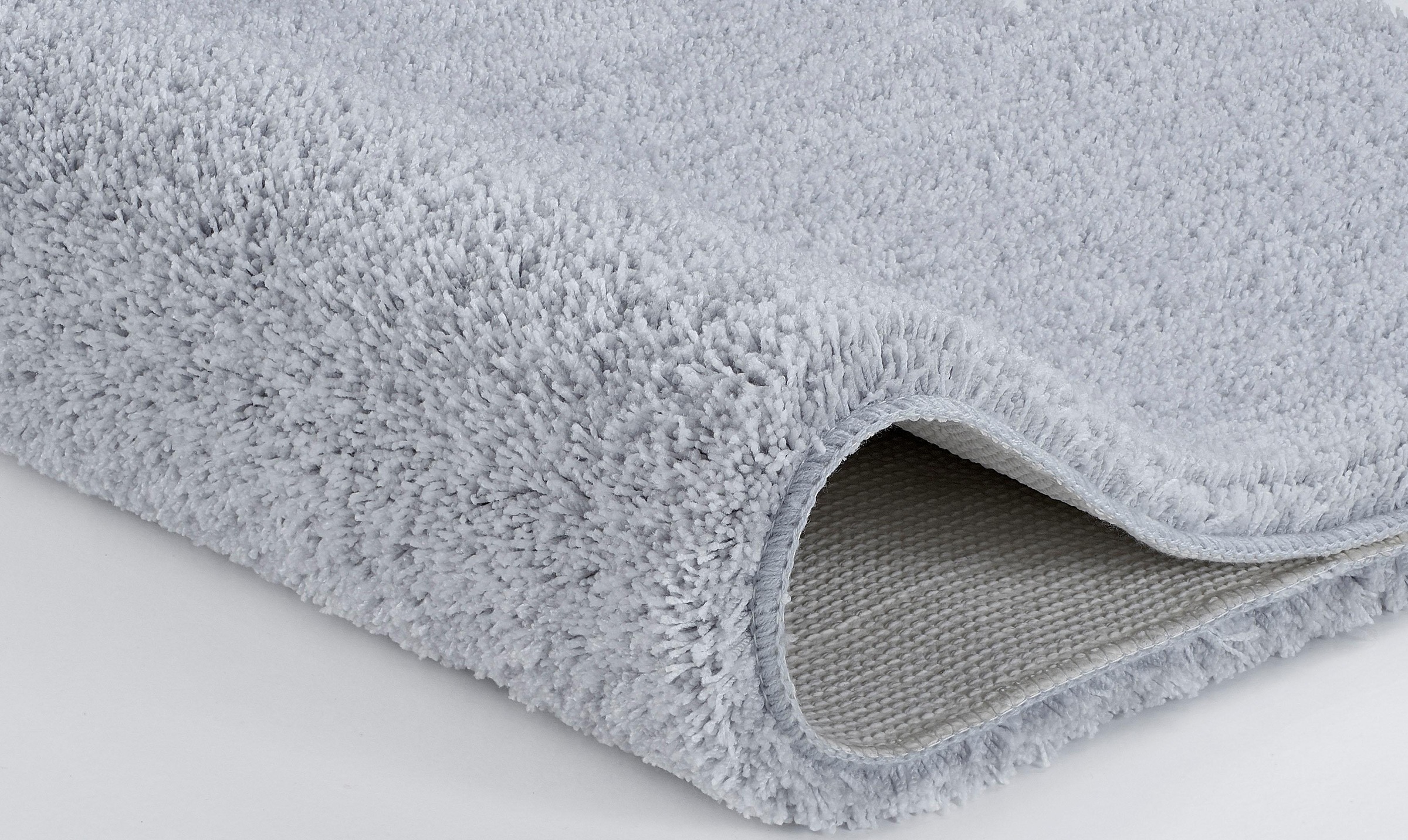Kleine Wolke Badematte »Seattle«, rutschhemmend beschichtet, fußbodenheizungsgeeignet, Badteppich, Uni Farben mit Melange Effekt, besonders weich, waschbar