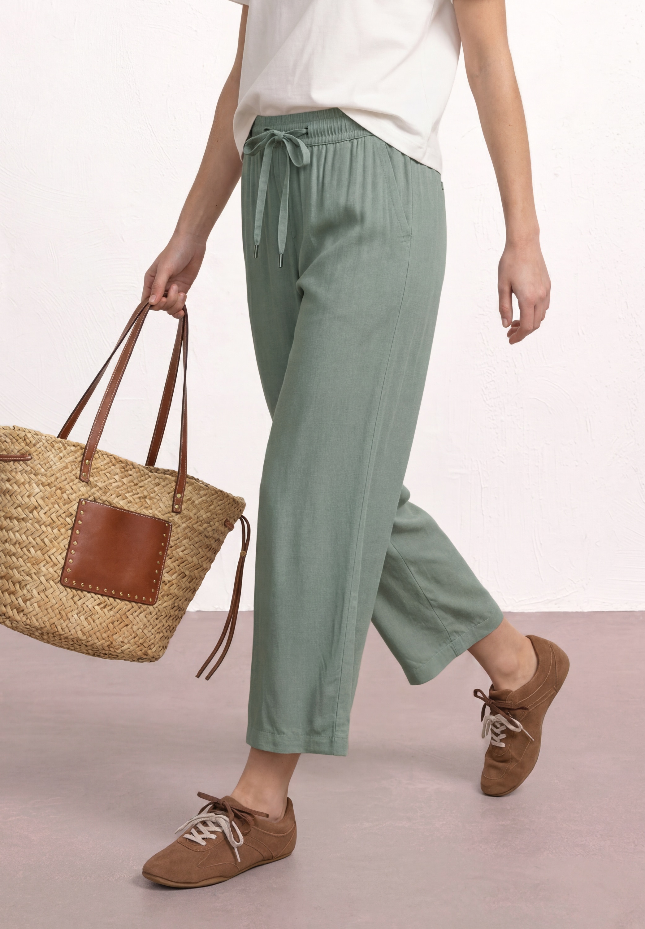 STREET ONE Stoffhose »Style Emee«  3/4-Sommerhose mit elastischem Bund und Tunnelzug