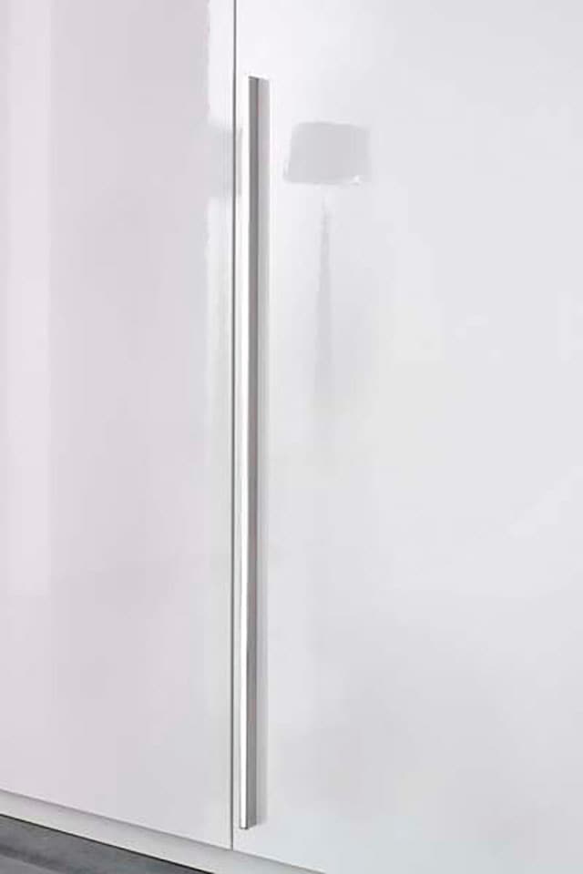 rauch Drehtürenschrank »Kleiderschrank Schrank Garderobe Wäscheschrank MONTCLAR« in den Breiten 204/254/304 cm, inkl. SOFT-CLOSE-FUNKTION,  Passepartout optional mit Beleuchtung, inkl. Zubehör MADE IN GERMANY