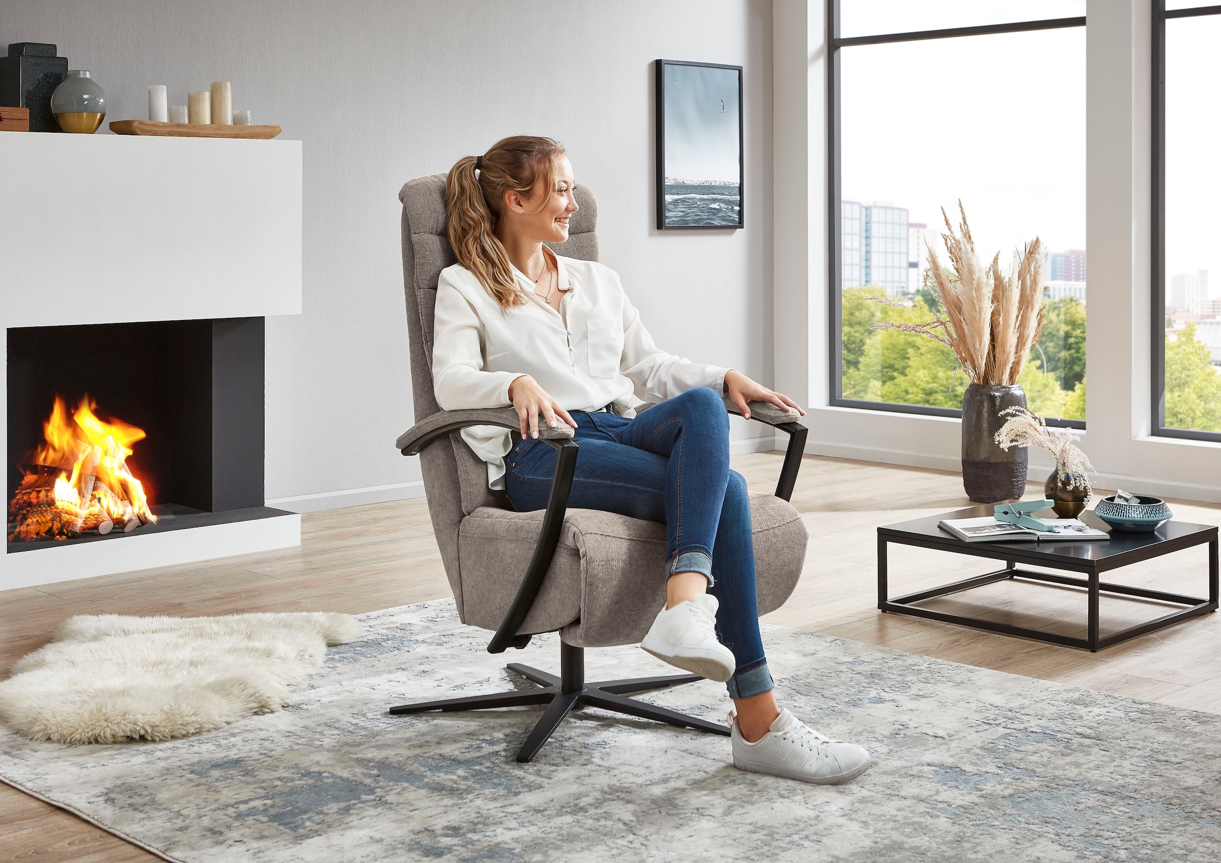 Die PlanBar Relaxsessel »ZE-RS20038 inkl. Relaxfunktion und Kopfteilverstellung« 1 Stk. tlg. 360° drehbar, wahlweise mit Gasdruckverstellung